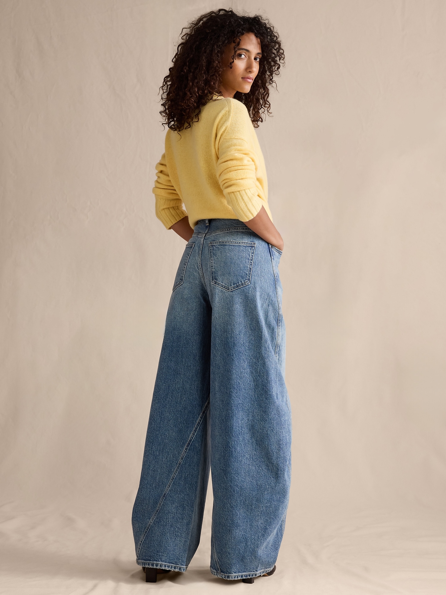 Image number 2 showing, High-Rise Loose Twisted Barrel Jean