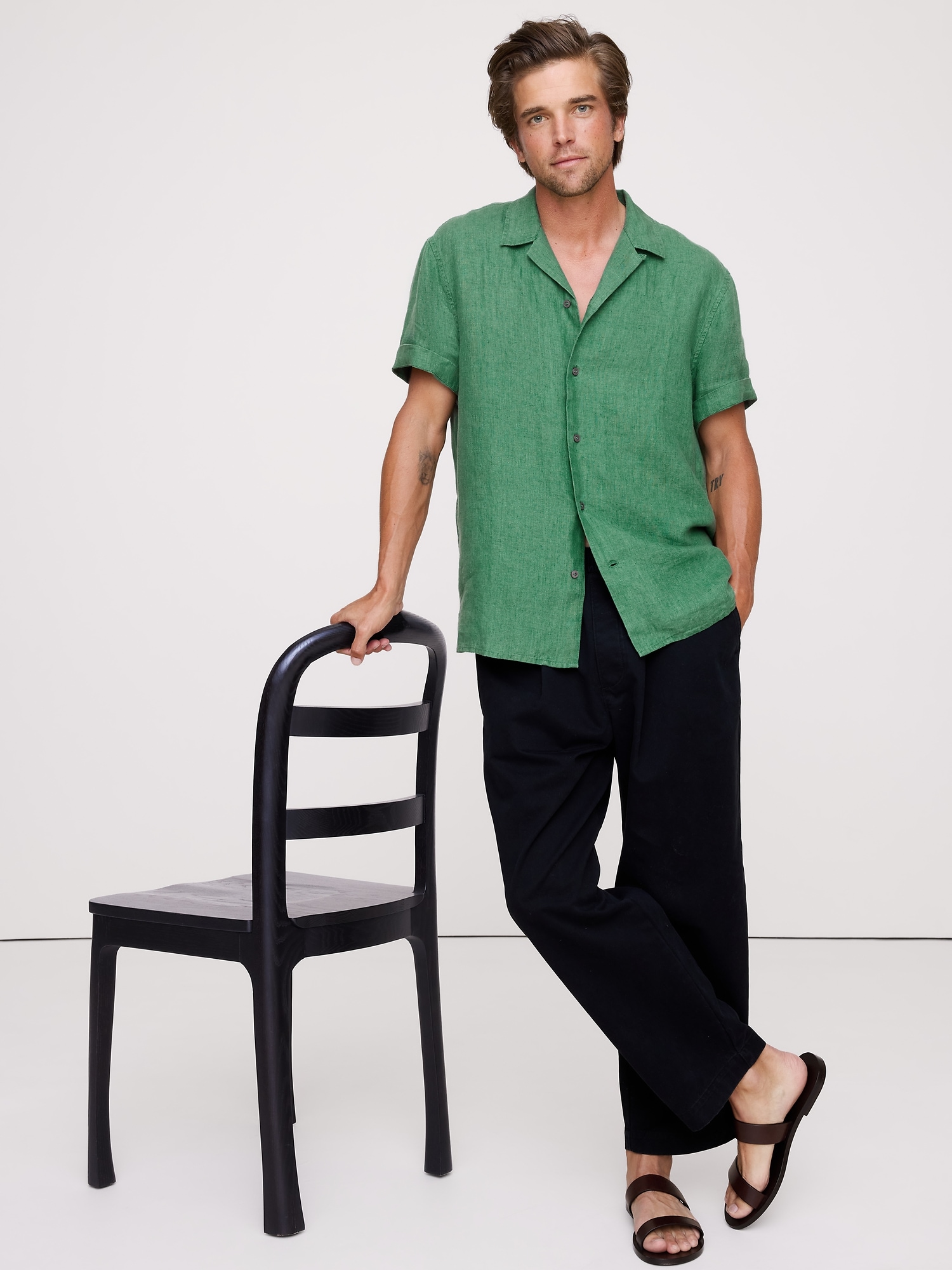 Standard-Fit Linen Resort Shirt - Green