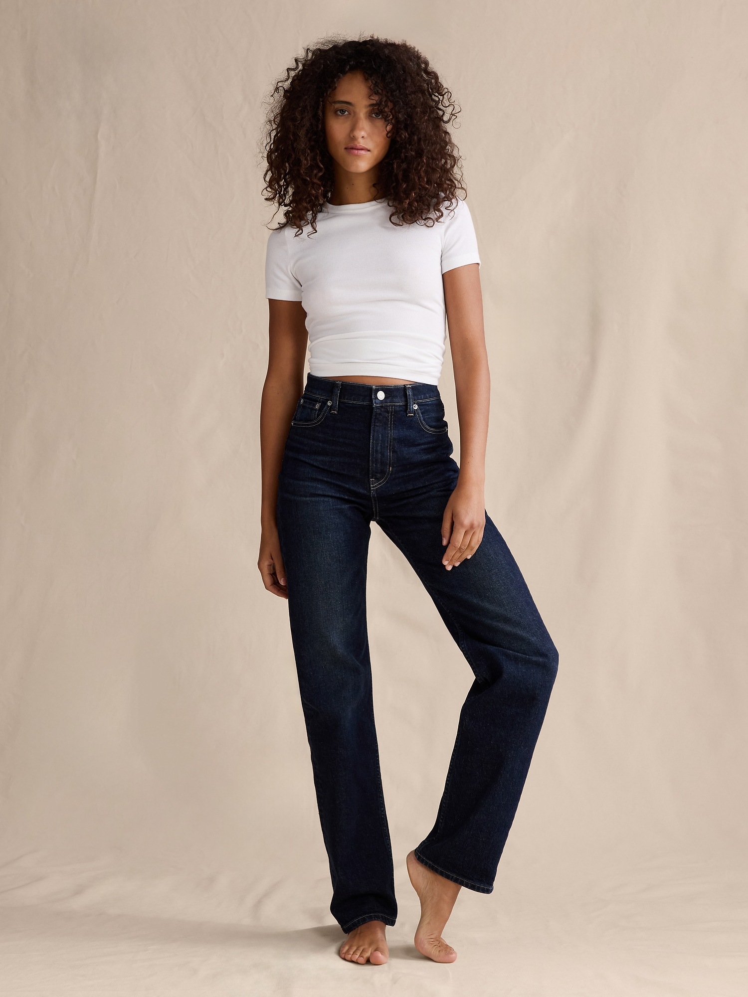 Женские джинсы Banana Republic High-Rise 90S Straight Jean, цвет: Тёмная варка — фото 4