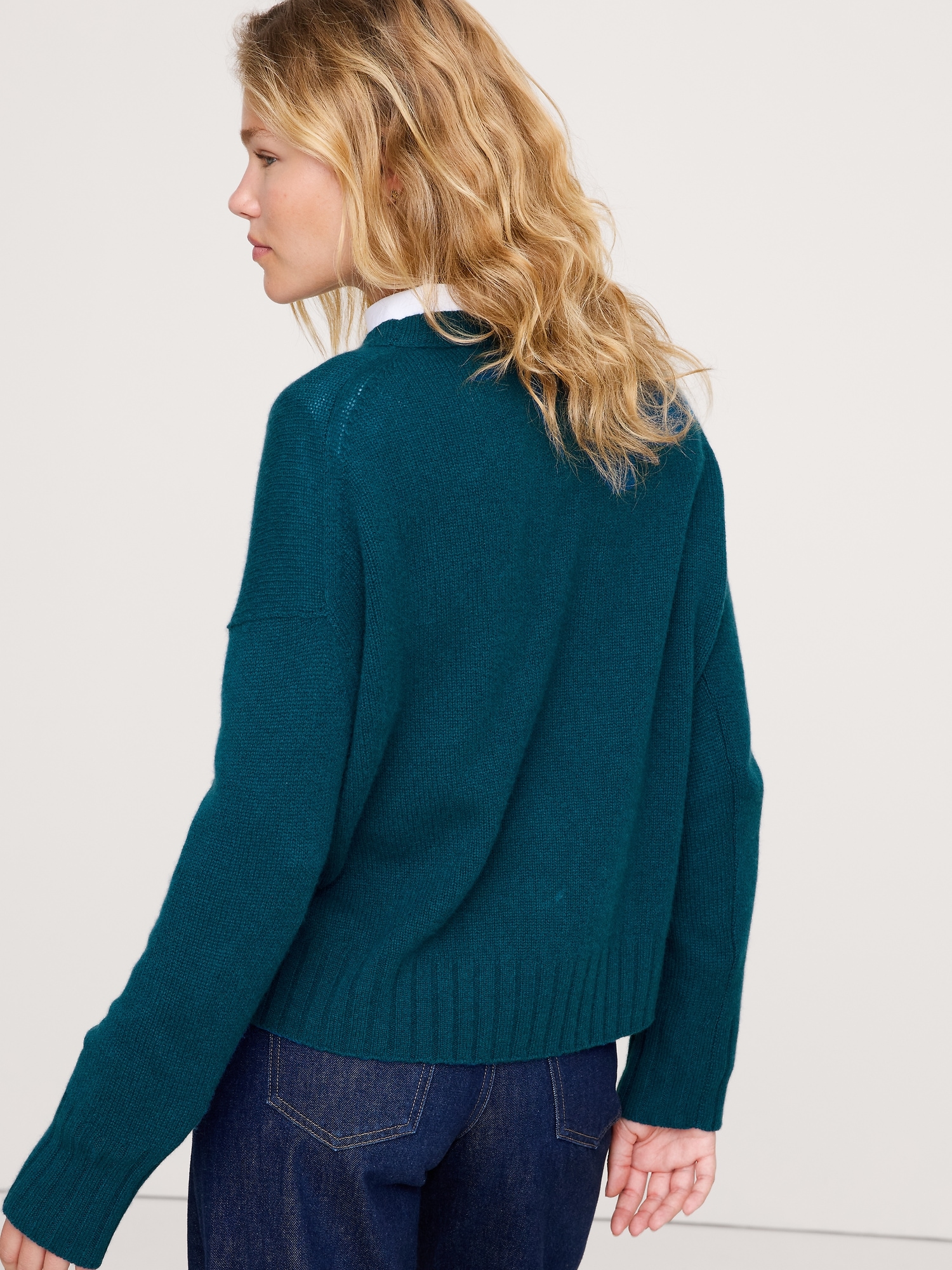 Image number 6 showing, Oversized Midweight Cashmere Crew-Neck Sweater