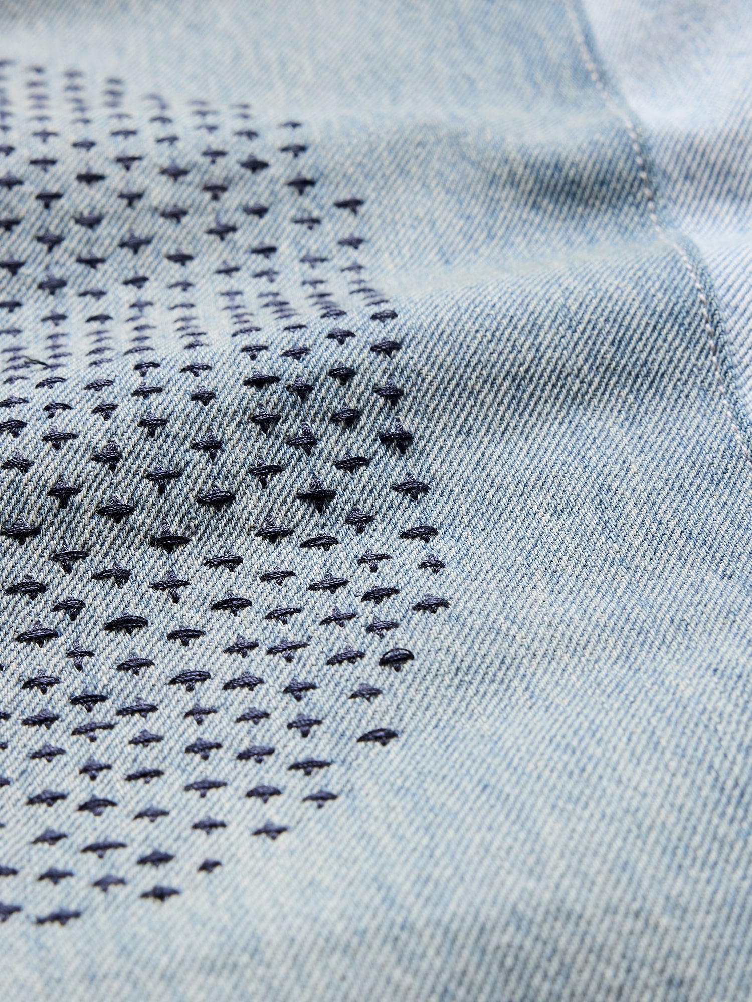 Image number 6 showing, MID-RISE BARREL PATCHWORK ANKLE JEAN