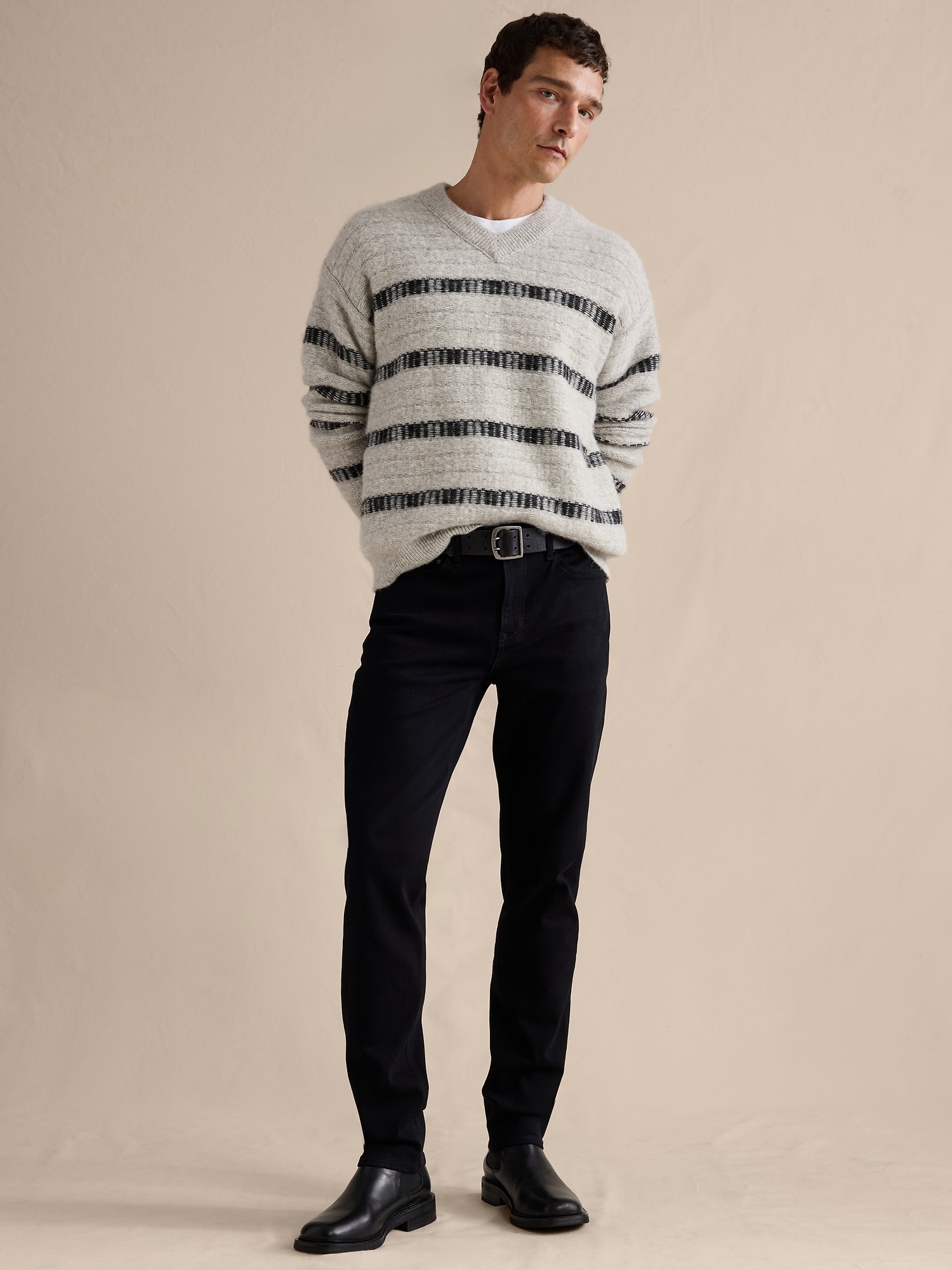 SLIM LUXE TRAVELER JEAN - Black