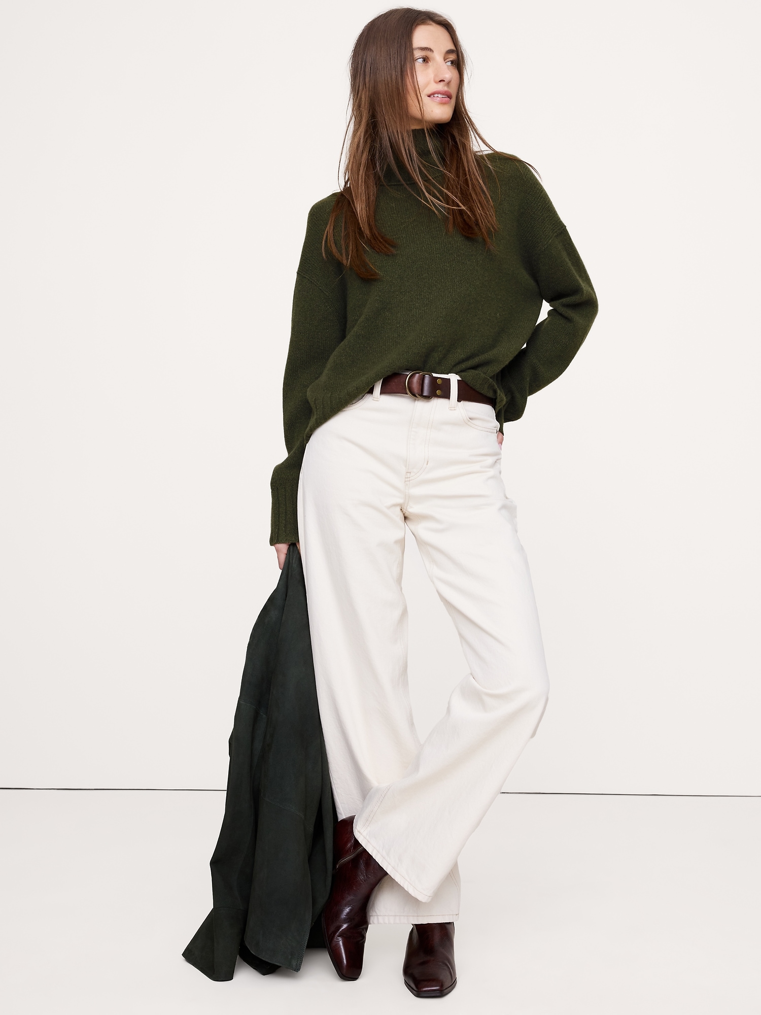 Oversized Cashmere Turtleneck Sweater - Dark Trees Green