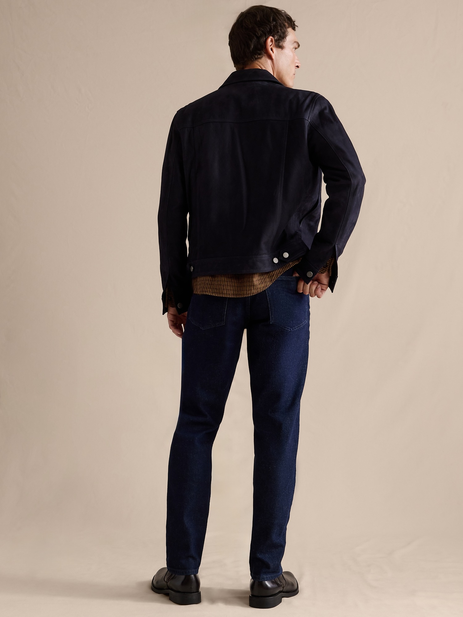Мужские джинсы Banana Republic Athletic Authentic Denim, цвет: Тёмная варка — фото 2