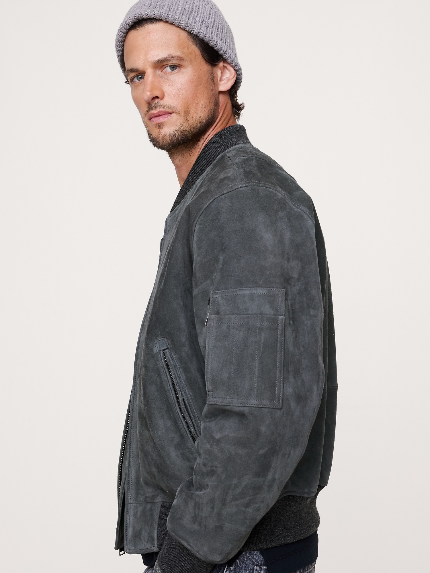 Мужская куртка Banana Republic Suede Bomber Jacket with Quilted Lining, цвет: Сумеречный серый — фото 3