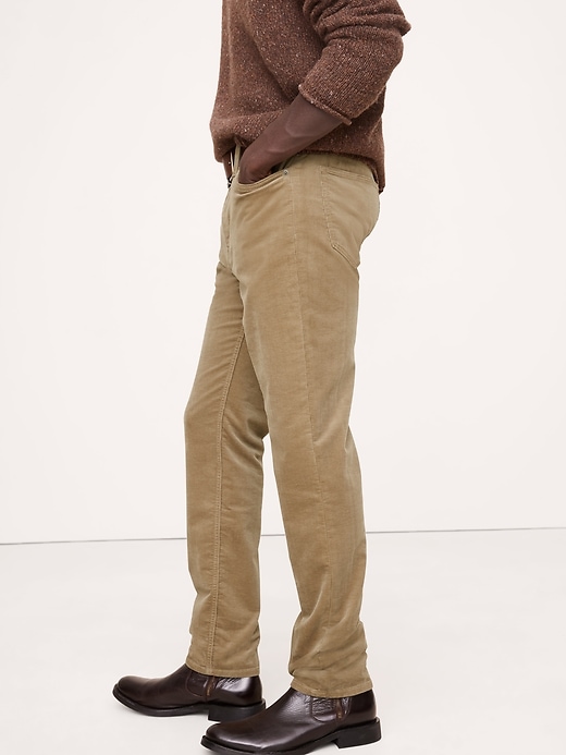 Slim Stretch-Corduroy Traveler Pant Banana Republic