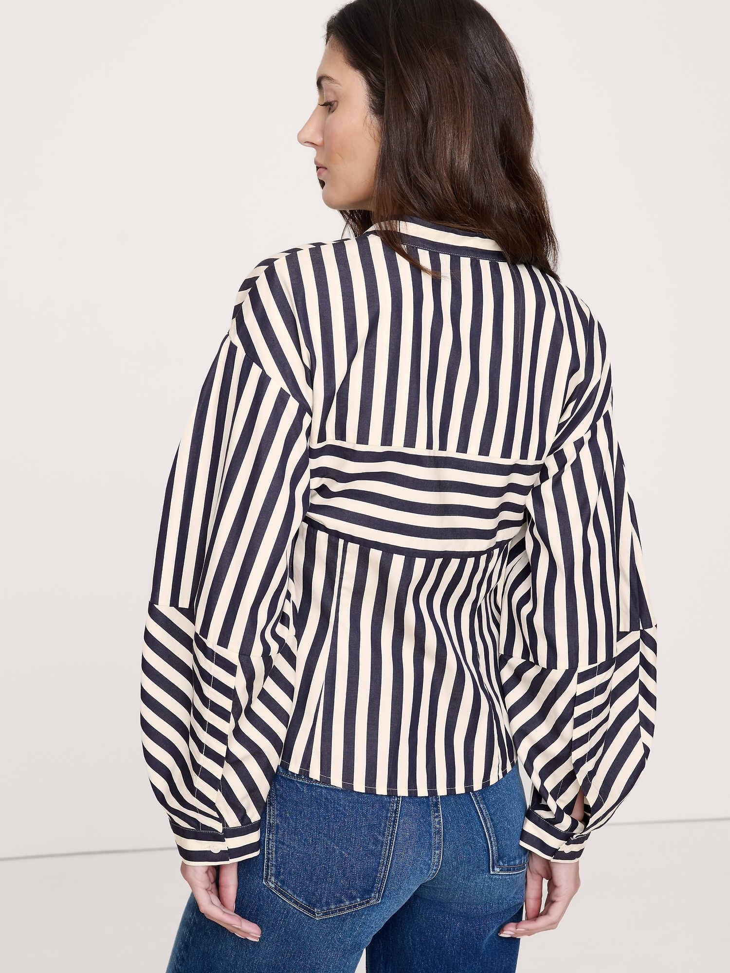 Image number 8 showing, COTTON POPLIN BALLOON-SLEEVE SHIRT