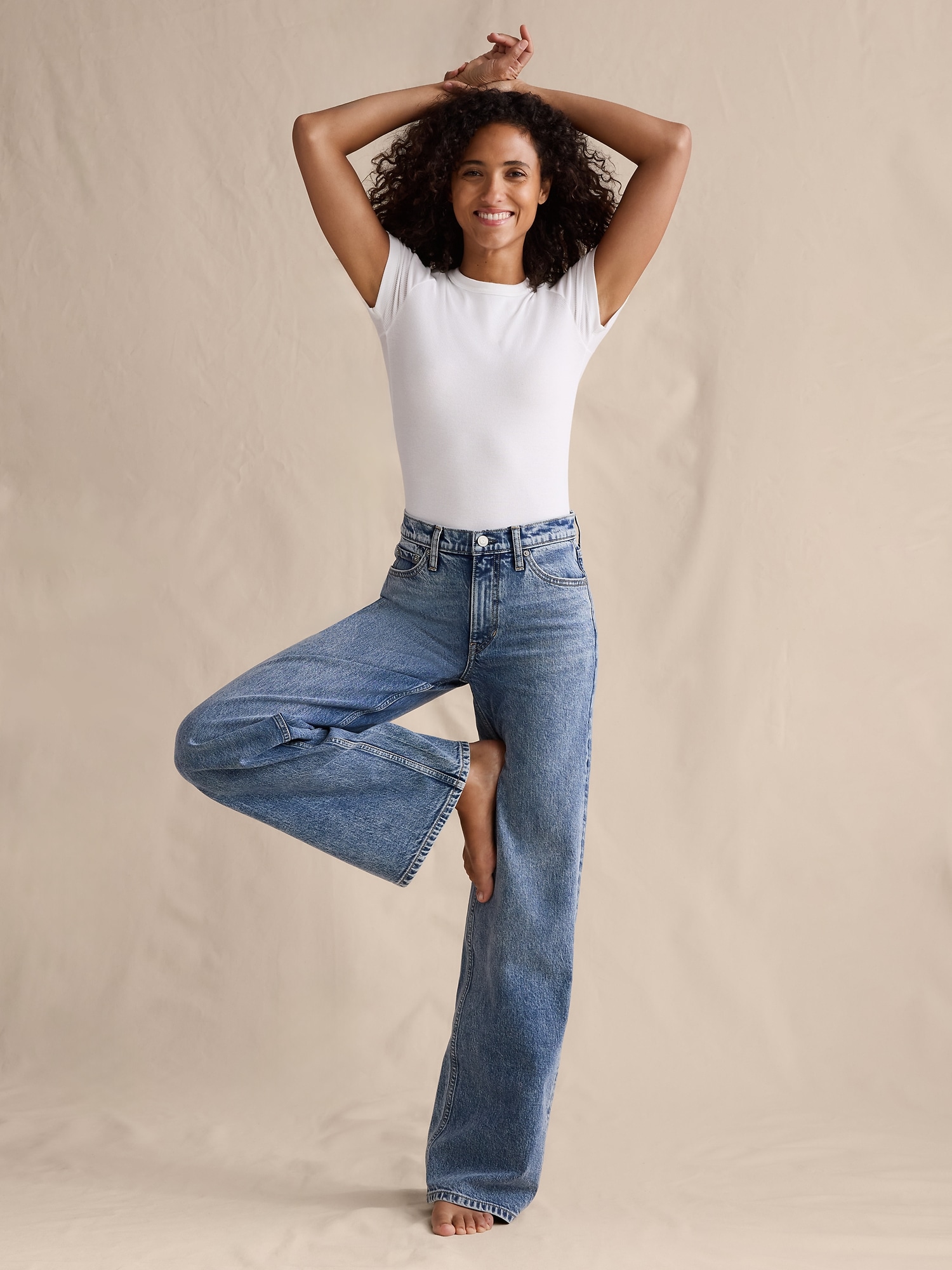 THE ICON CLASSIC WIDE-LEG JEAN - Light Wash