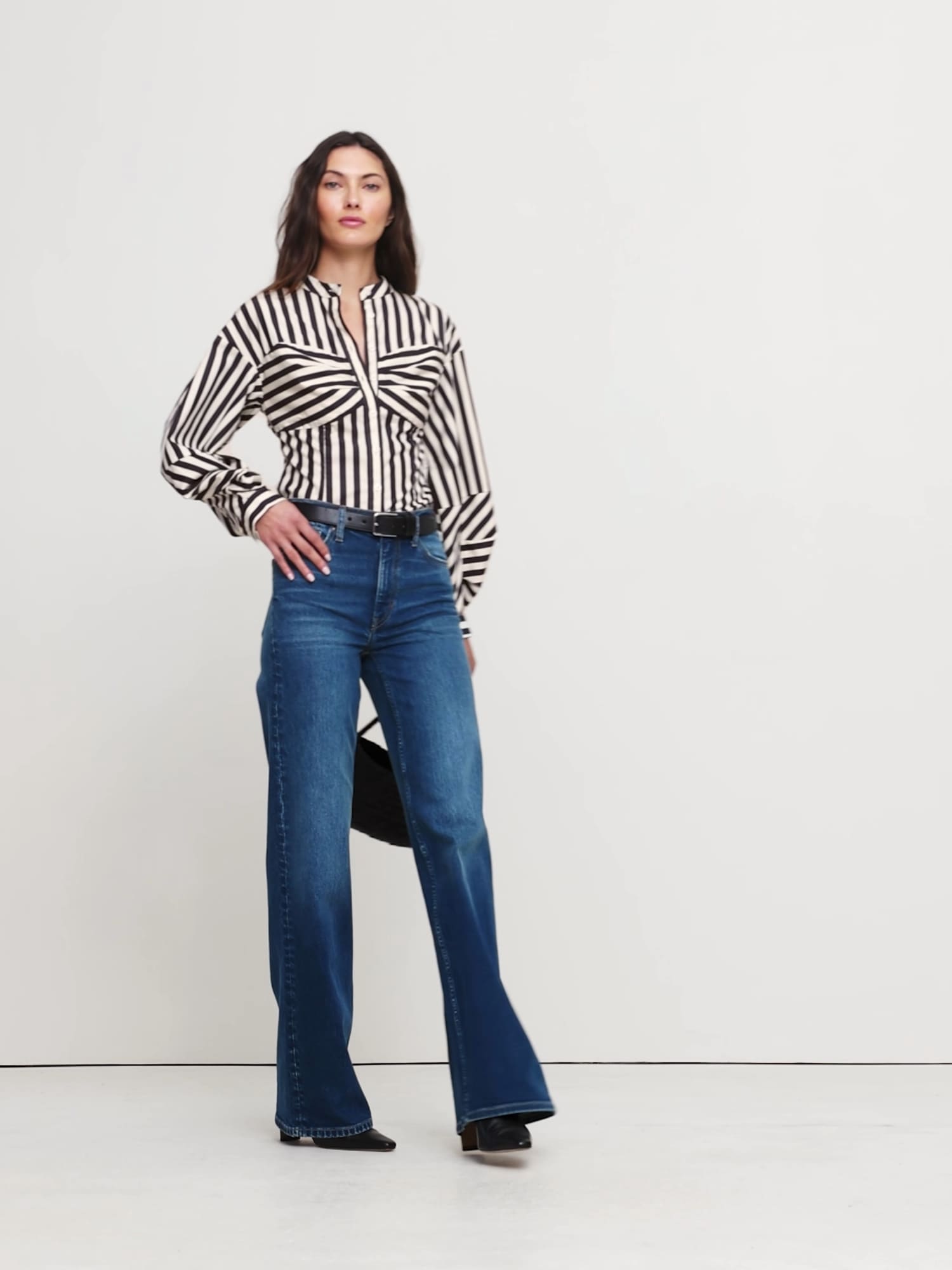 Image number 2 showing, COTTON POPLIN BALLOON-SLEEVE SHIRT