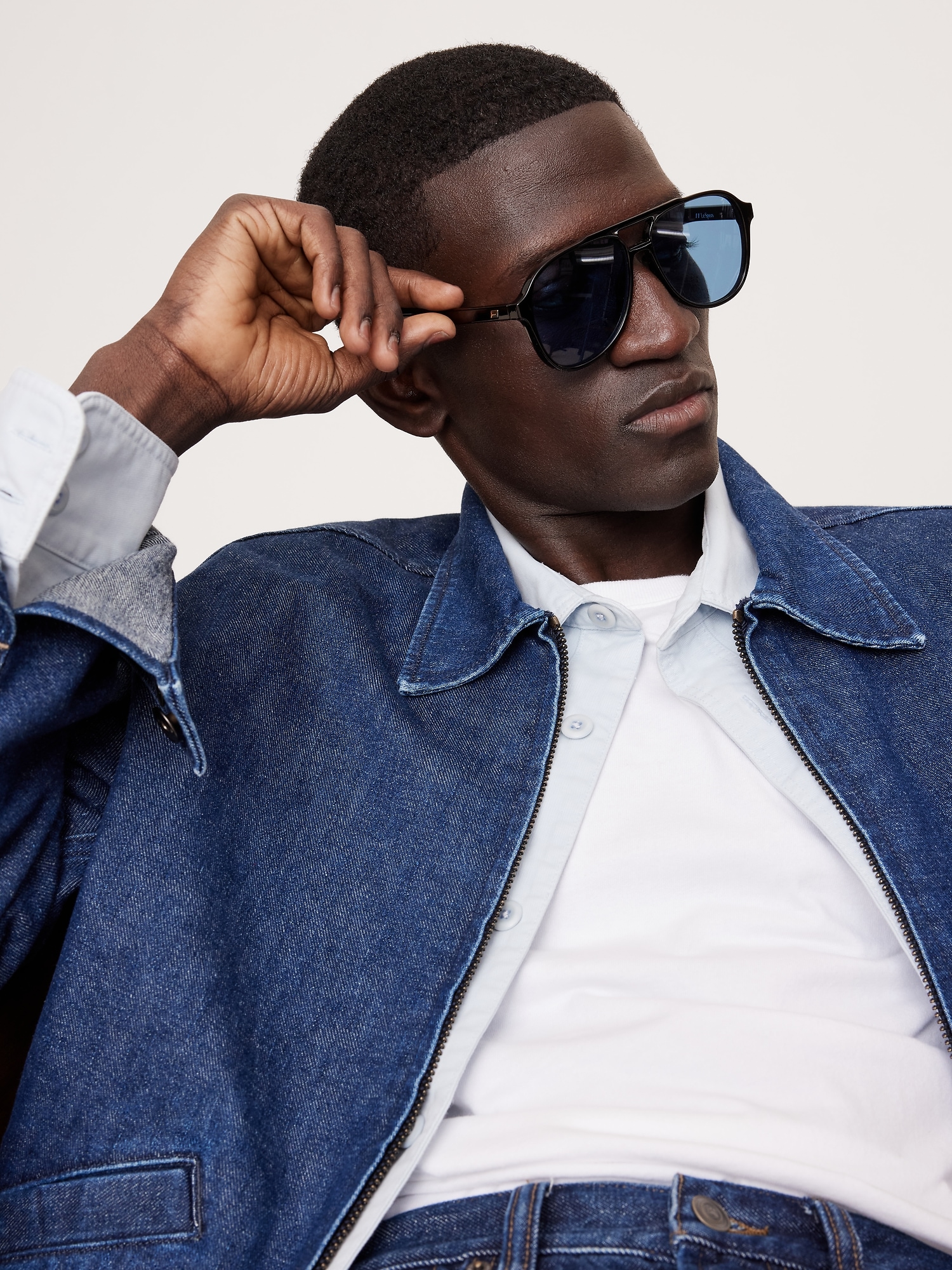 Tragic Magic Sunglasses by Le Specs - Black Navy Mono