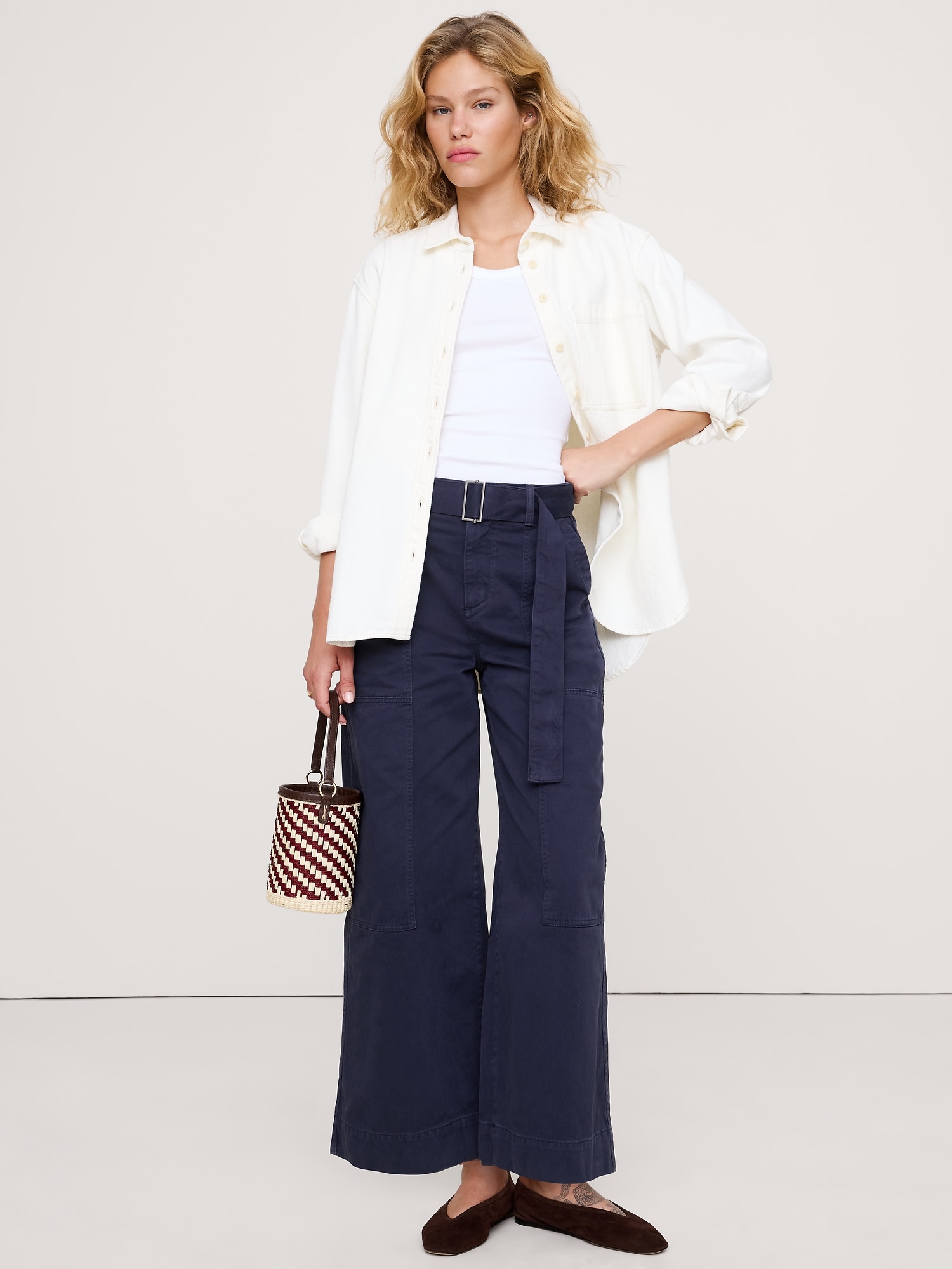 HIGH-RISE WIDE-LEG UTILITY CROP PANT