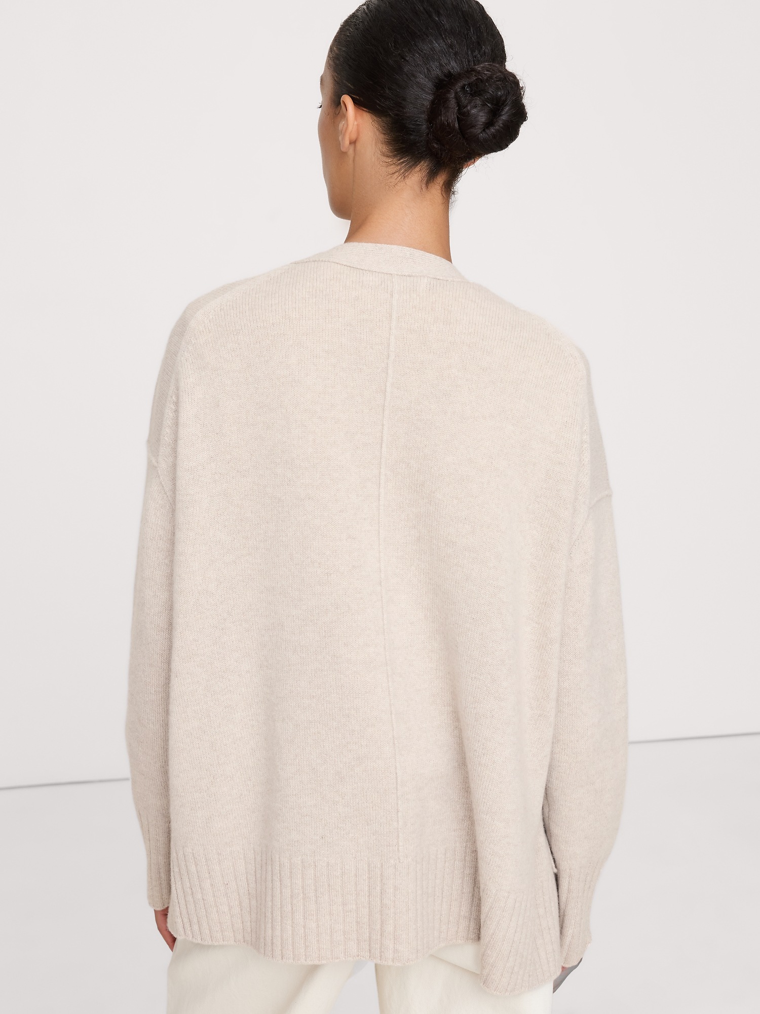 Женский кардиган Banana Republic Boyfriend Cashmere, цвет: Dark Medium Dyed — фото 2