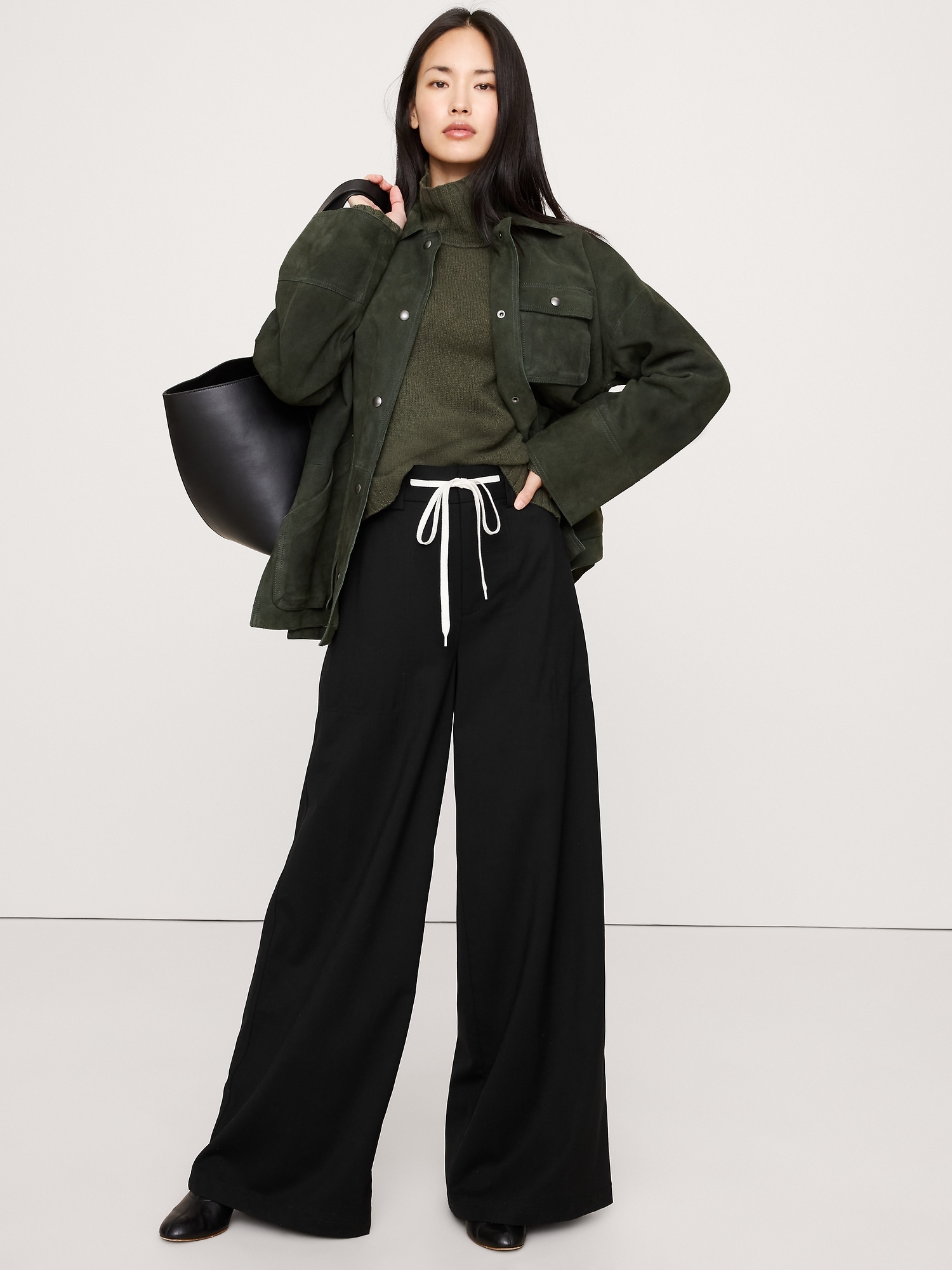 High-Rise Wide-Leg Italian Wool Pant - Black