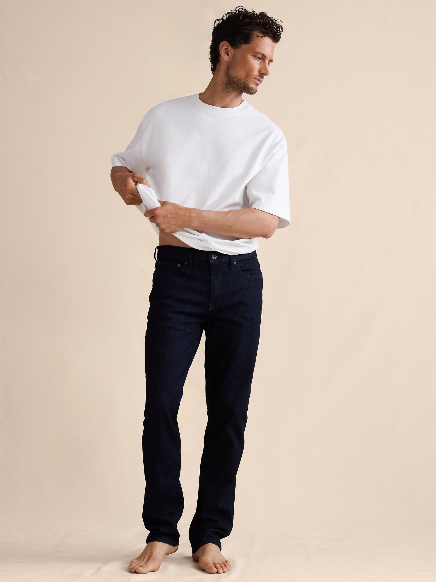 Slim Luxe Traveler Jean - Rinse Dark Wash