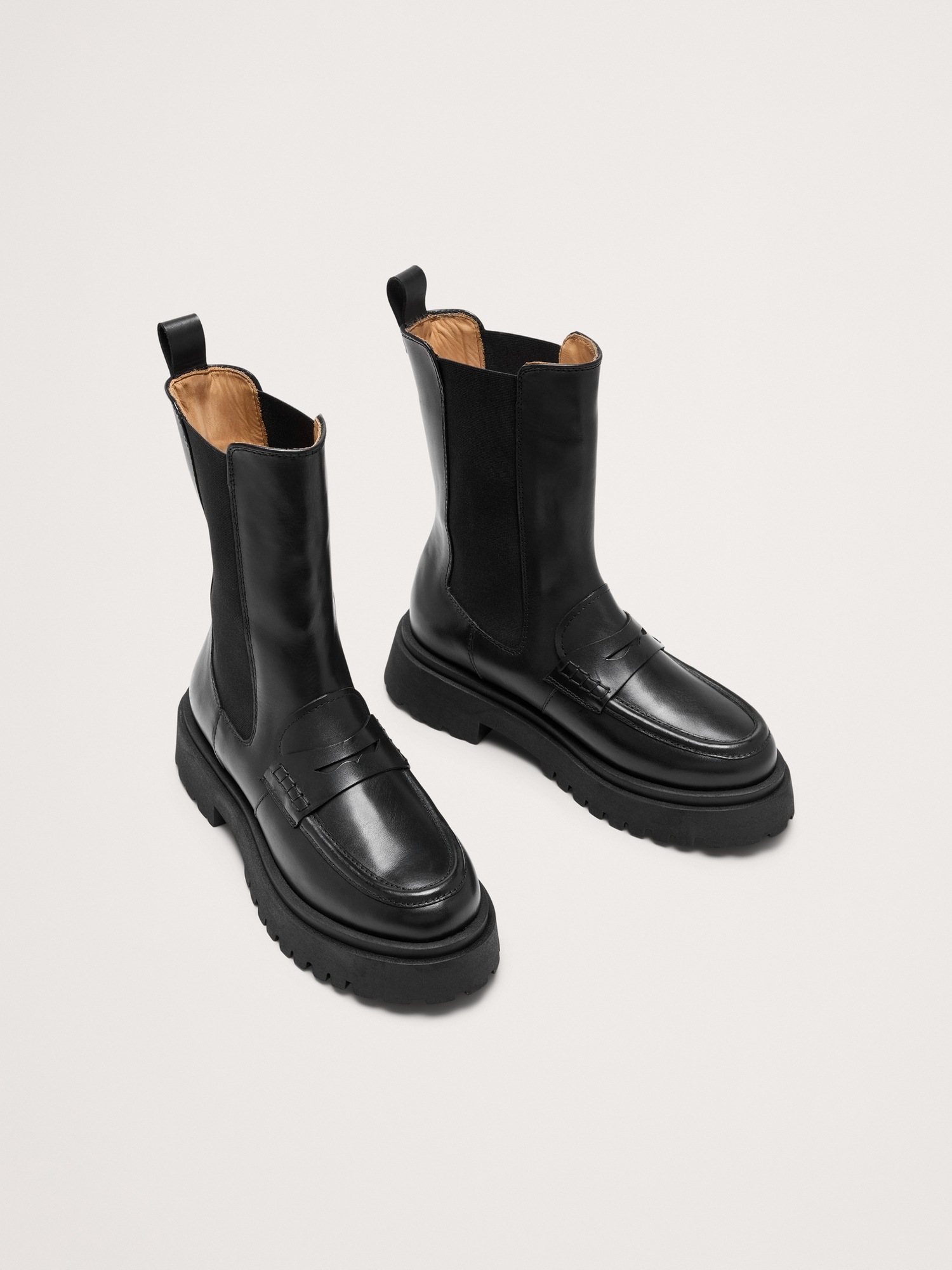 Женские ботинки Banana Republic Italian Leather Penny Chelsea Boot, цвет: Чёрный кожаный — фото 3