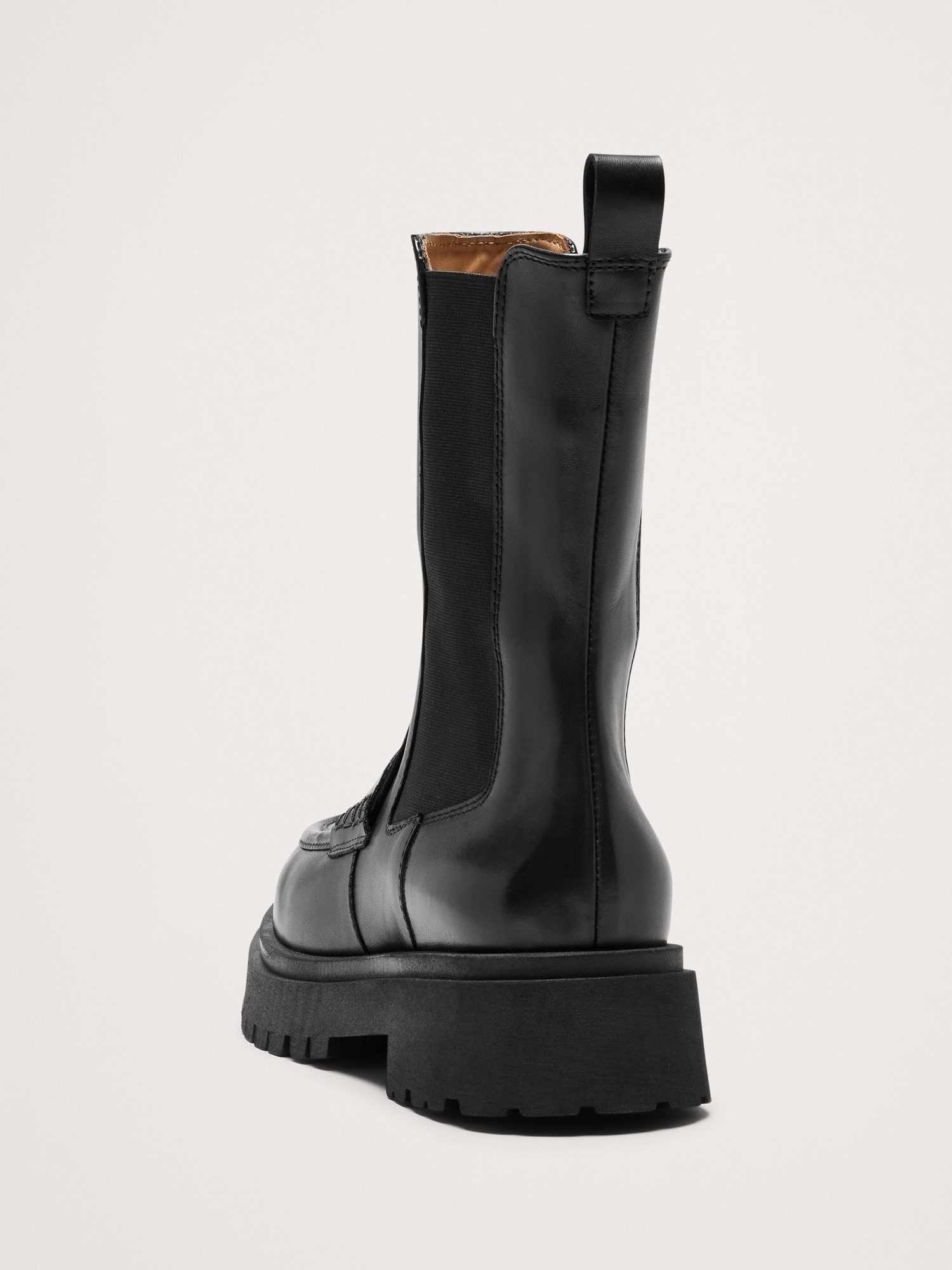 Женские ботинки Banana Republic Italian Leather Penny Chelsea Boot, цвет: Чёрный кожаный — фото 4