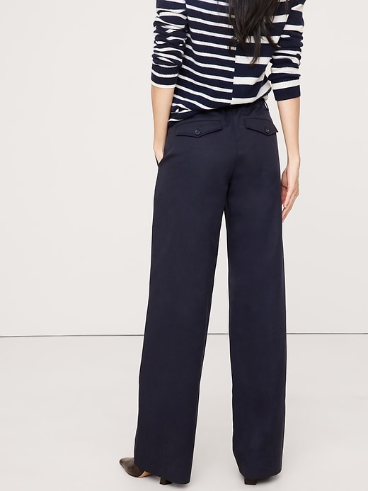 The Everyday Wide-Leg Pant