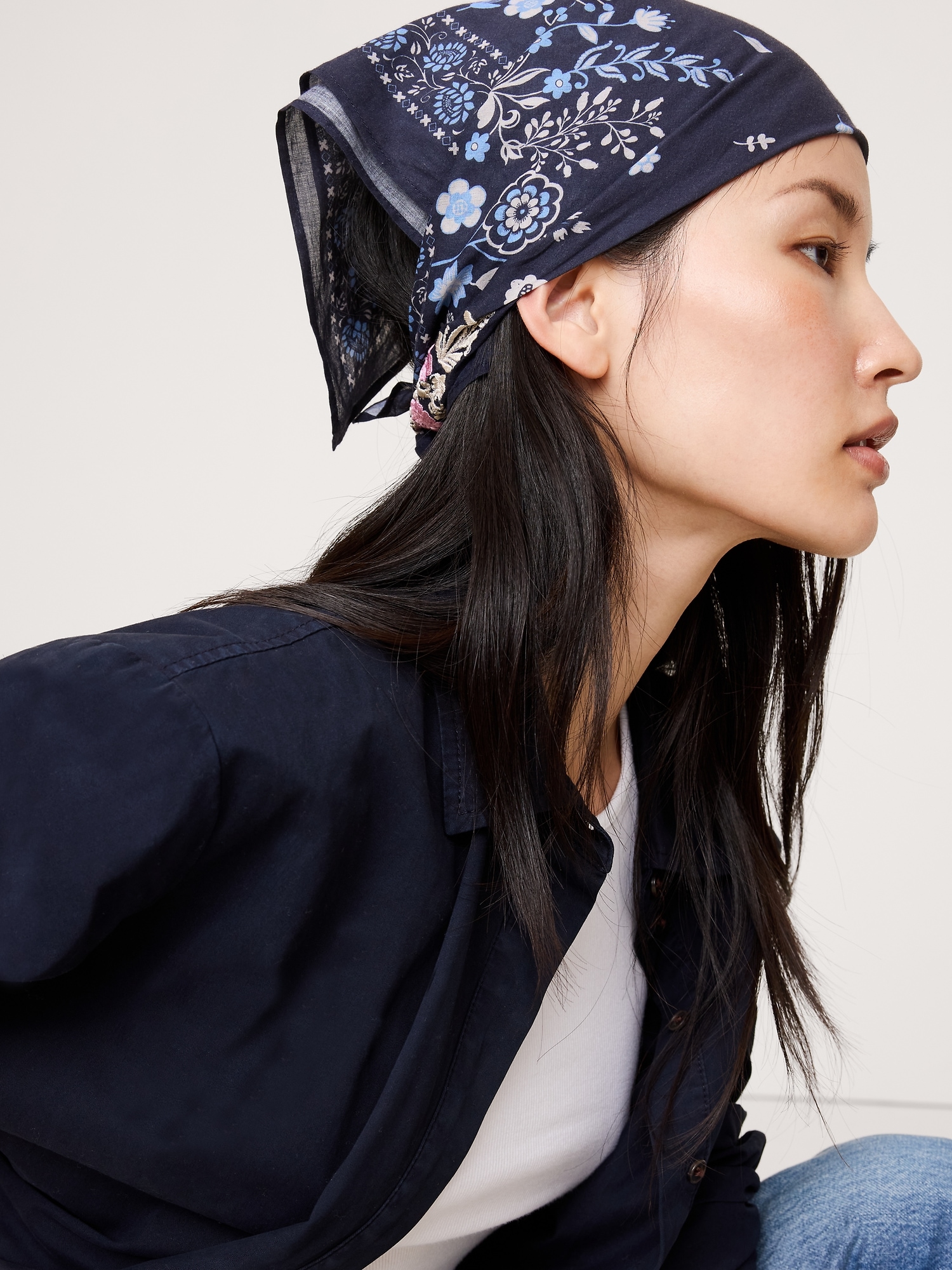 Image number 7 showing, Embroidered Cotton Scarf by Vismaya