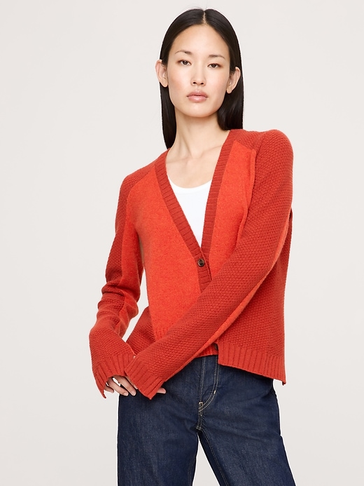 Lightweight Cashmere Low V-Neck Sweater