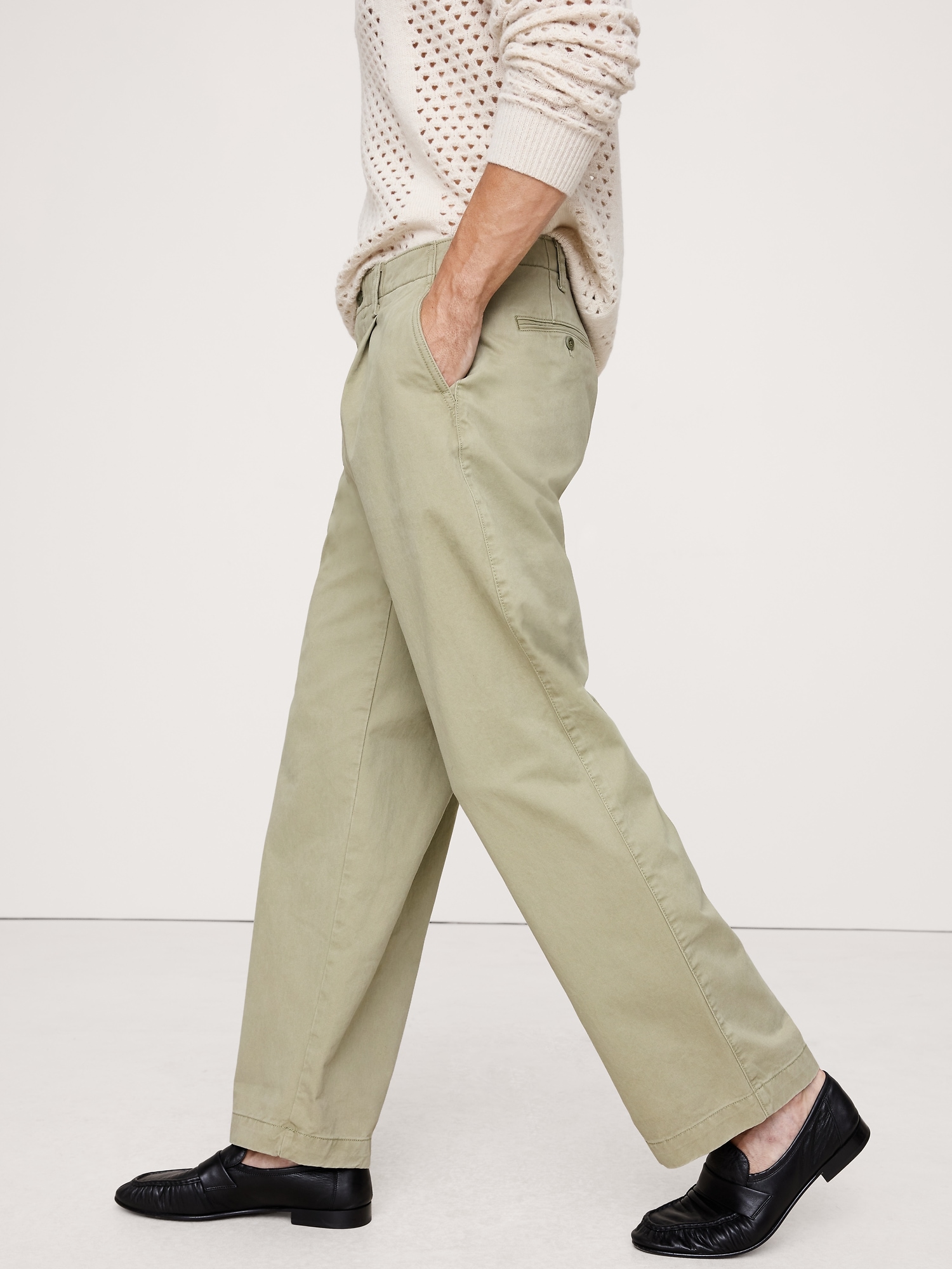 Image number 3 showing, LOOSE LIGHTWEIGHT COTTON PLEATED CHINO