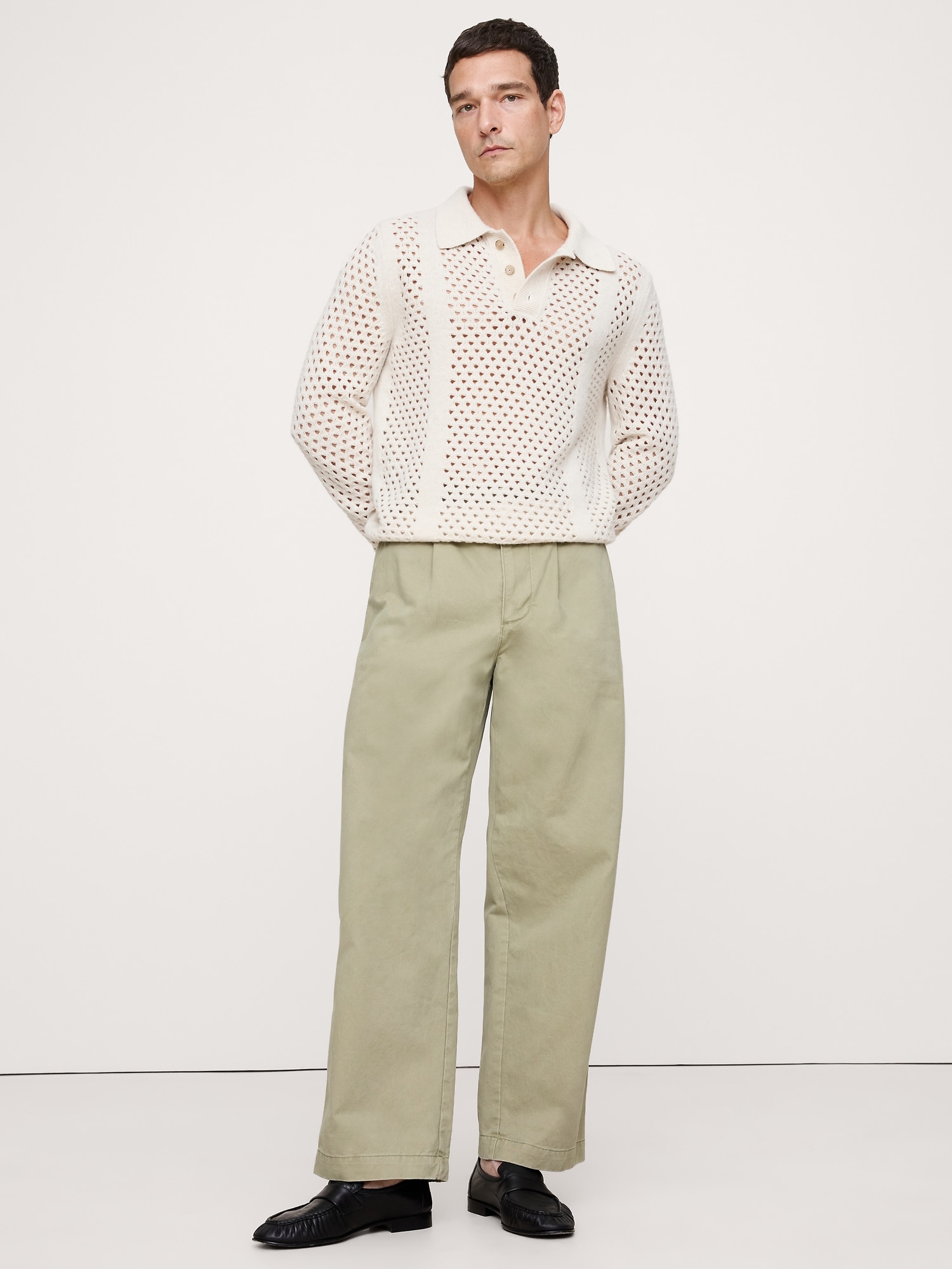 Image number 1 showing, LOOSE LIGHTWEIGHT COTTON PLEATED CHINO