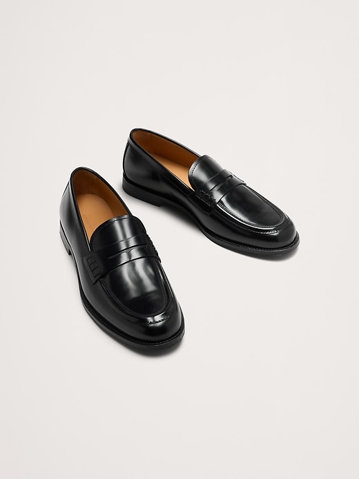 Leather Moc-Toe loafer