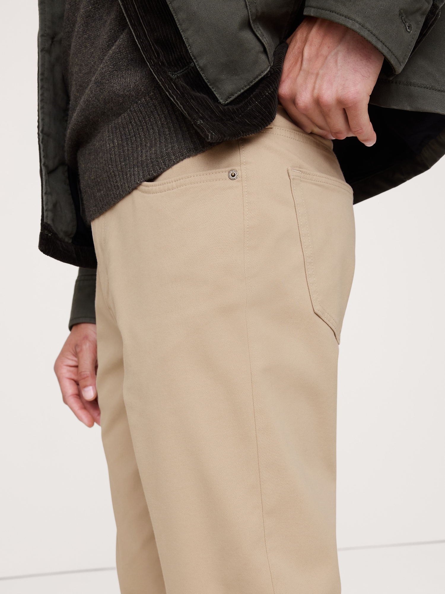 Athletic Traveler Pant - Light Khaki