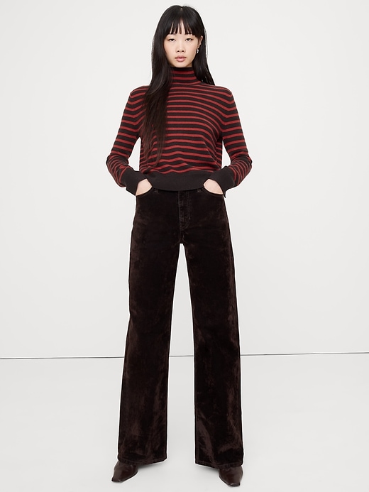 Cashmere Turtleneck Sweater