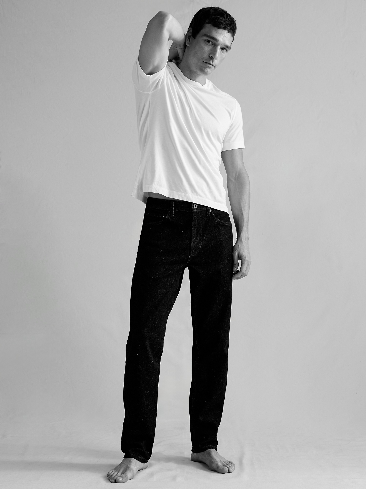 Мужские джинсы Banana Republic Athletic Authentic Denim, цвет: Тёмная варка — фото 5