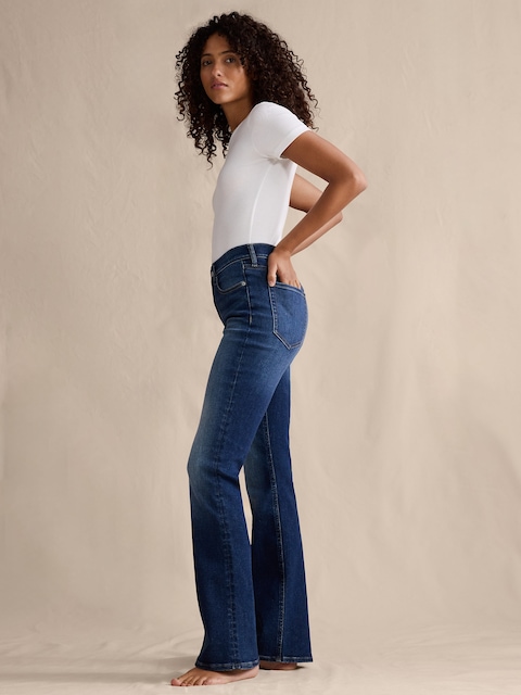 Mid-Rise Flare Jean