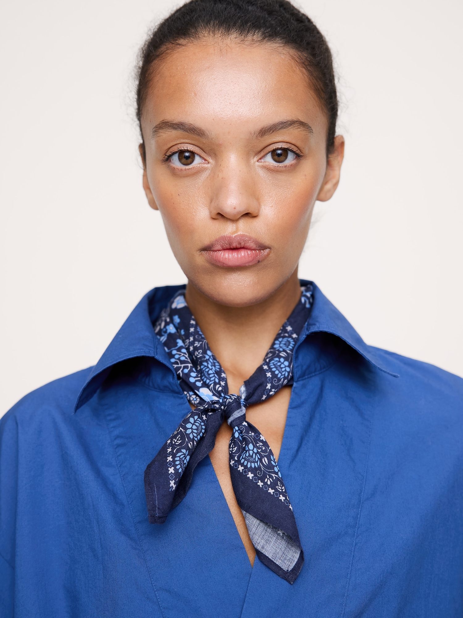 Image number 8 showing, Oversized Long-Sleeve Popover Tunic