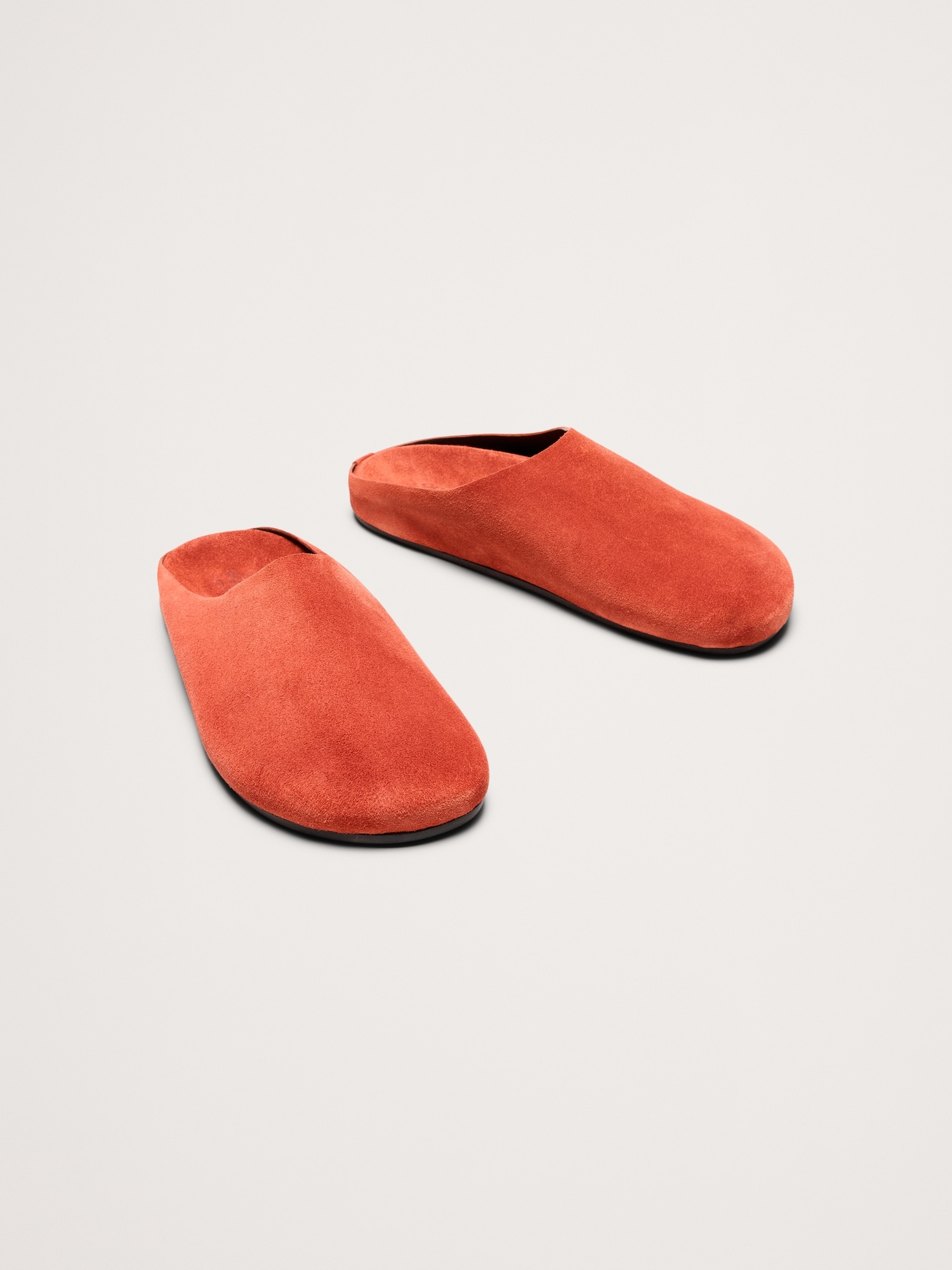 Image number 2 showing, Leather Essential Clog