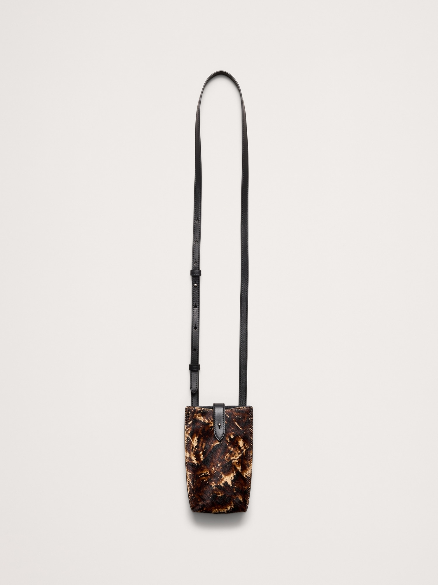 Image number 6 showing, Italian Leather Crossbody Pouch