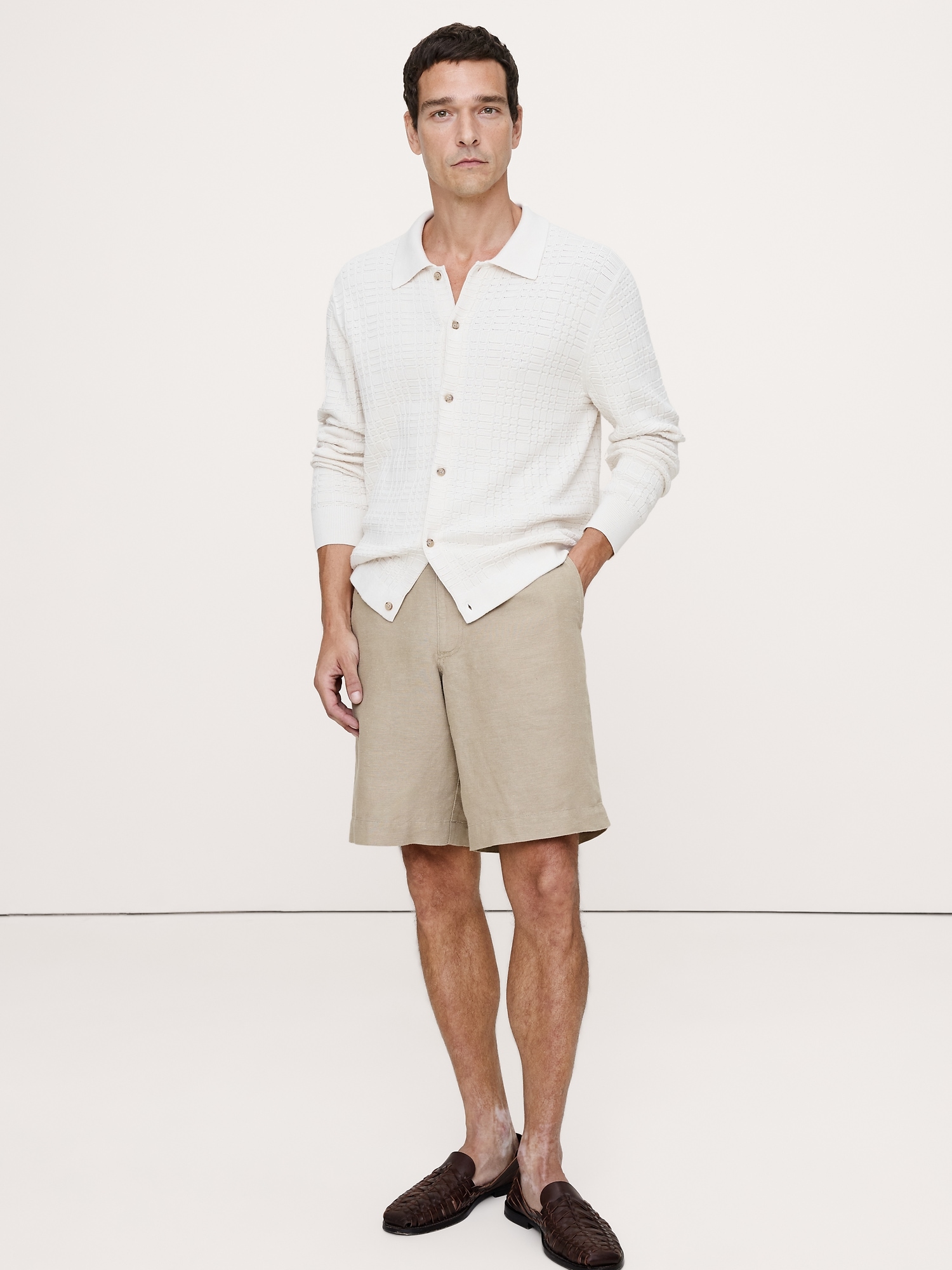 9.5" Linen-Cotton Pull-On Bermuda Short