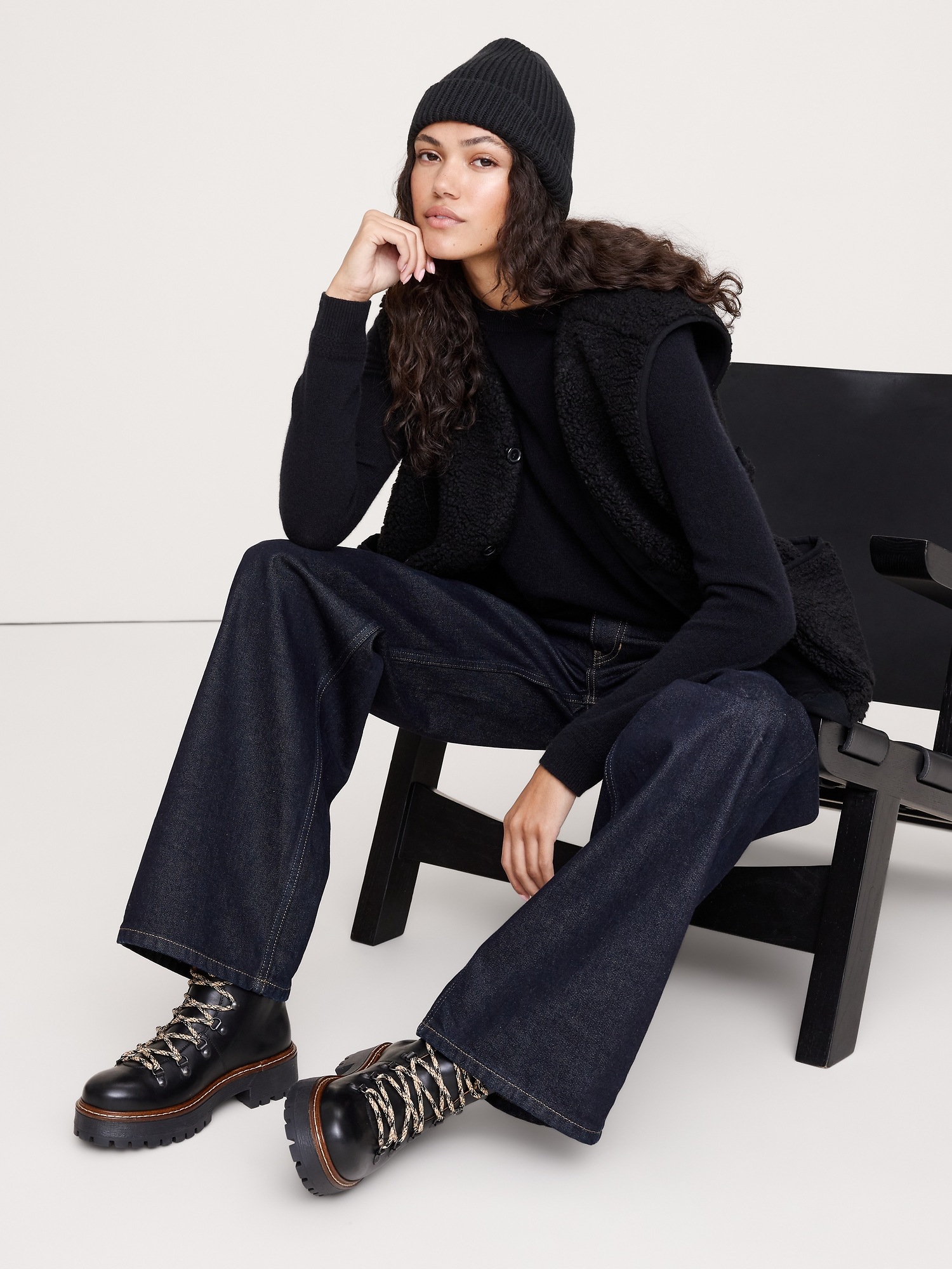 Женские ботинки Banana Republic Italian Leather Alpine Boot, цвет: Чёрный кожаный — фото 2
