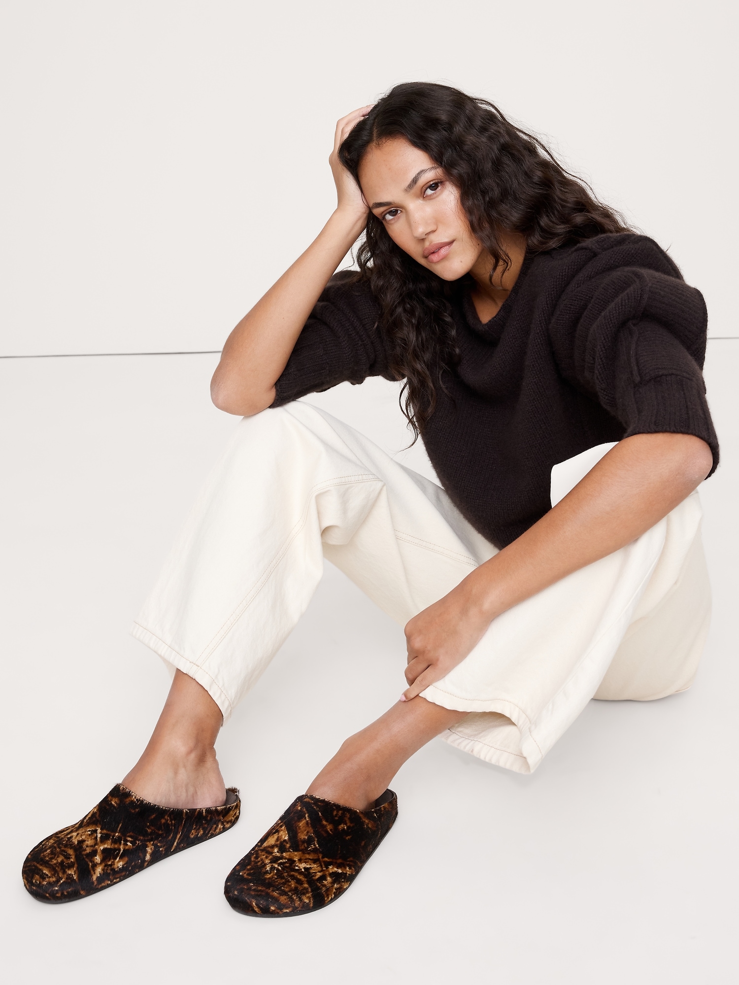 Image number 7 showing, Leather Essential Clog