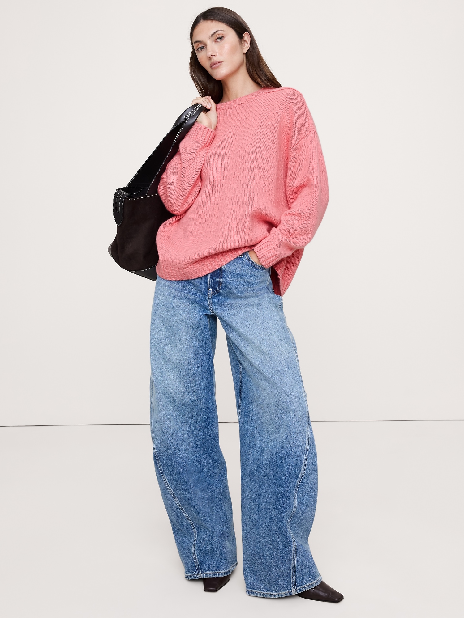 Oversized Merino-Cotton Crew-Neck Sweater - Pink Snapdragon