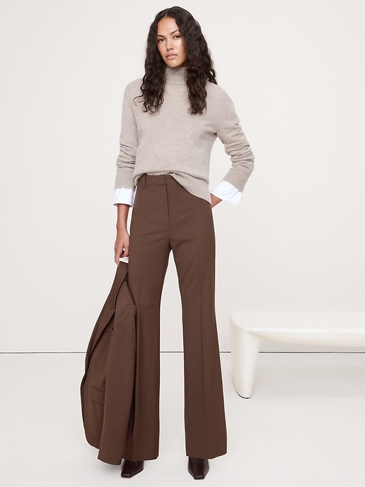 Mid-Rise Flare Stretch Wool-Blend Pant
