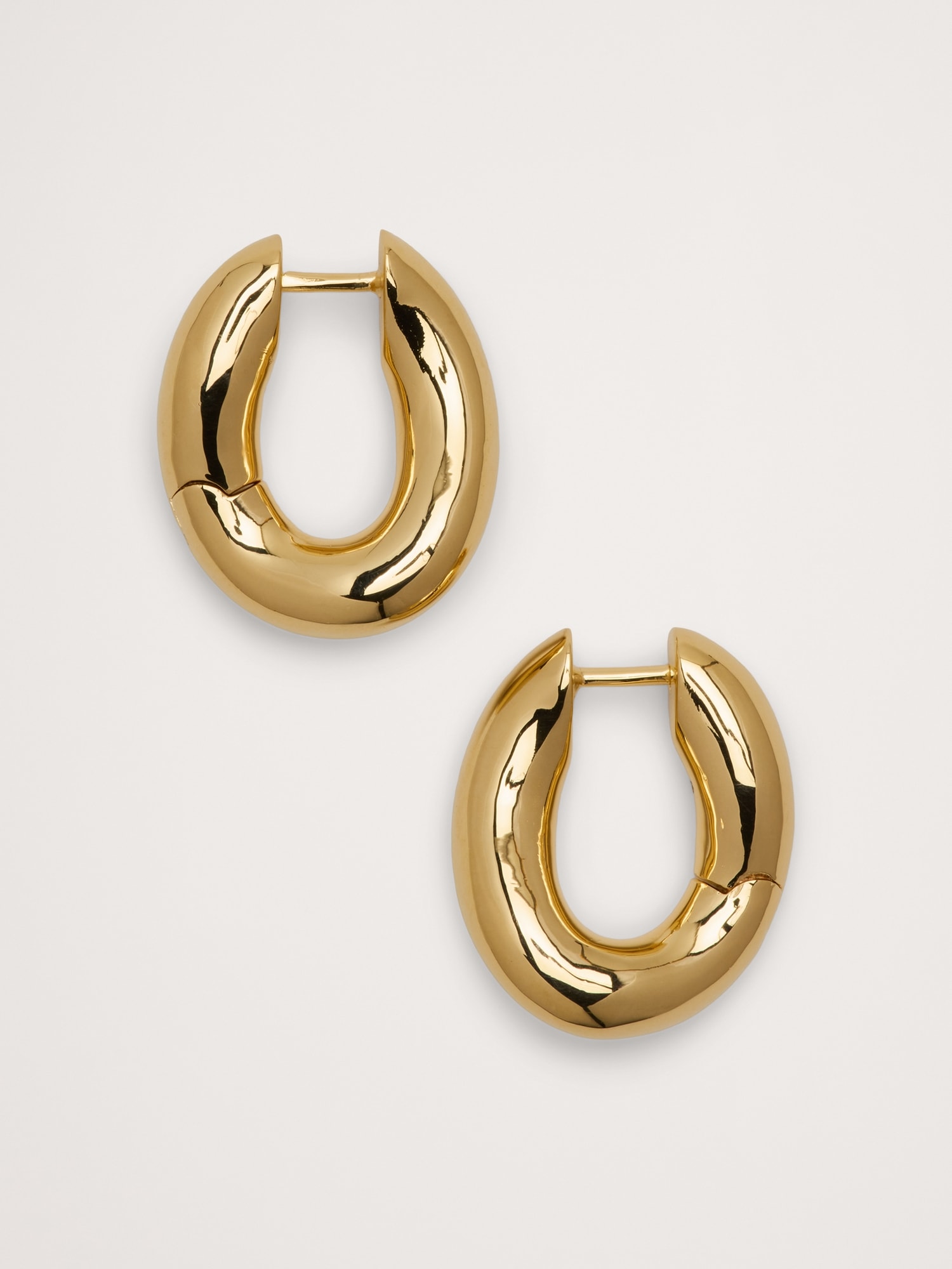 Curvy Hoop Earrings