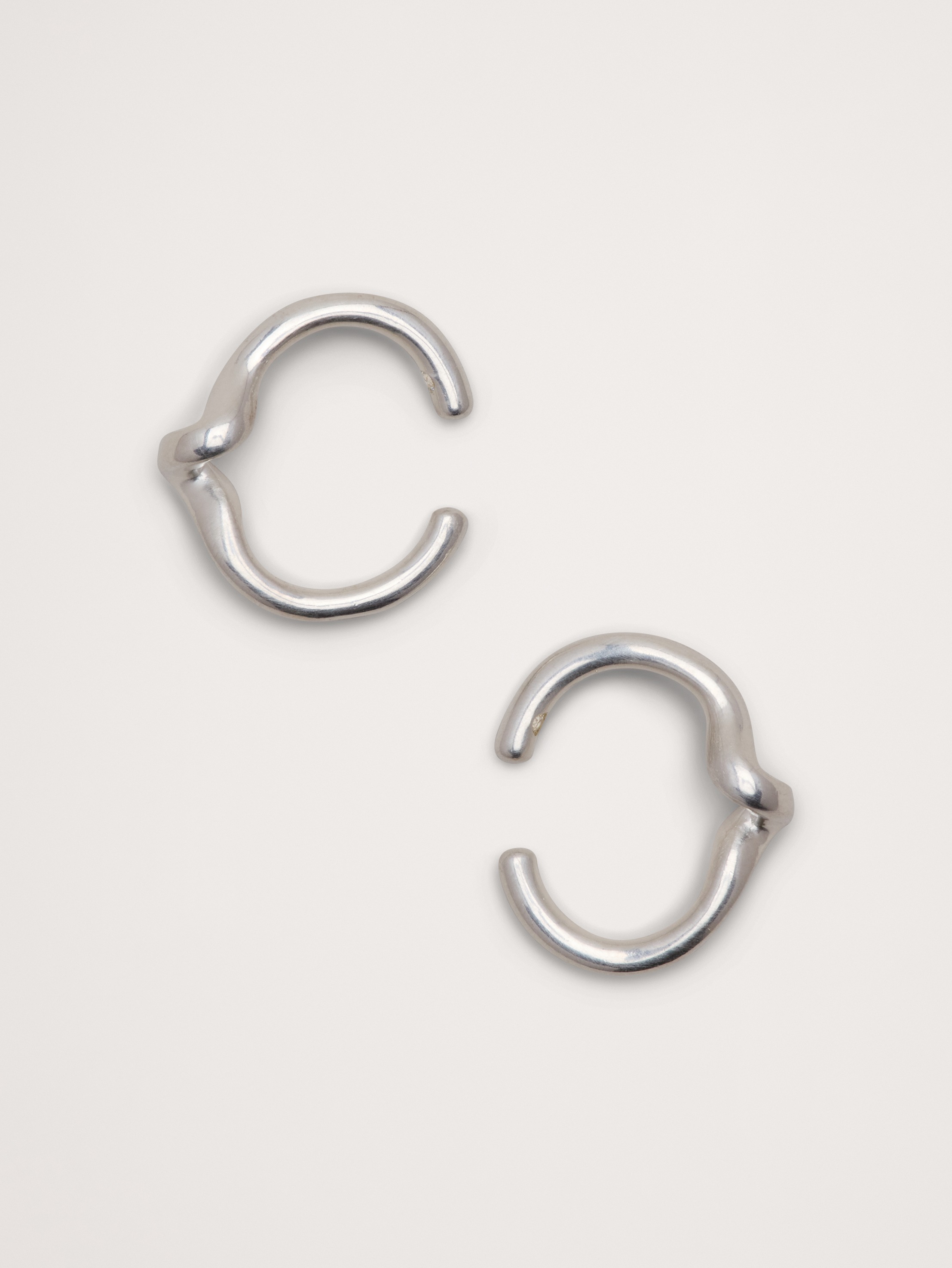 Twist Ear Cuff