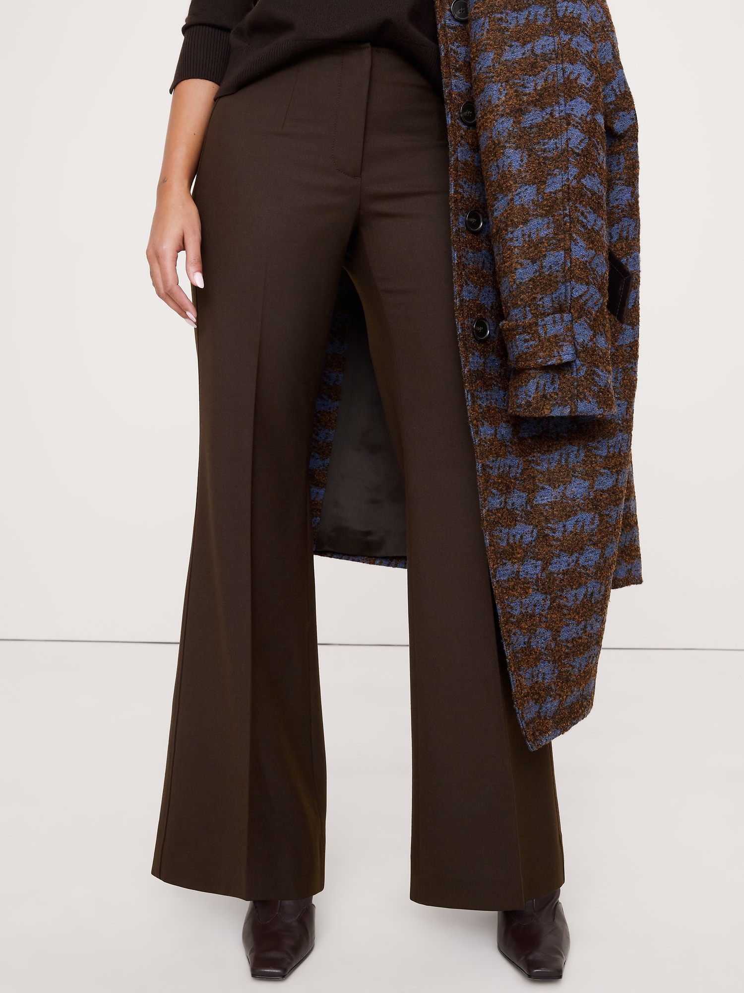 Image number 4 showing, Mid-Rise Flare Stretch Wool-Blend Pant