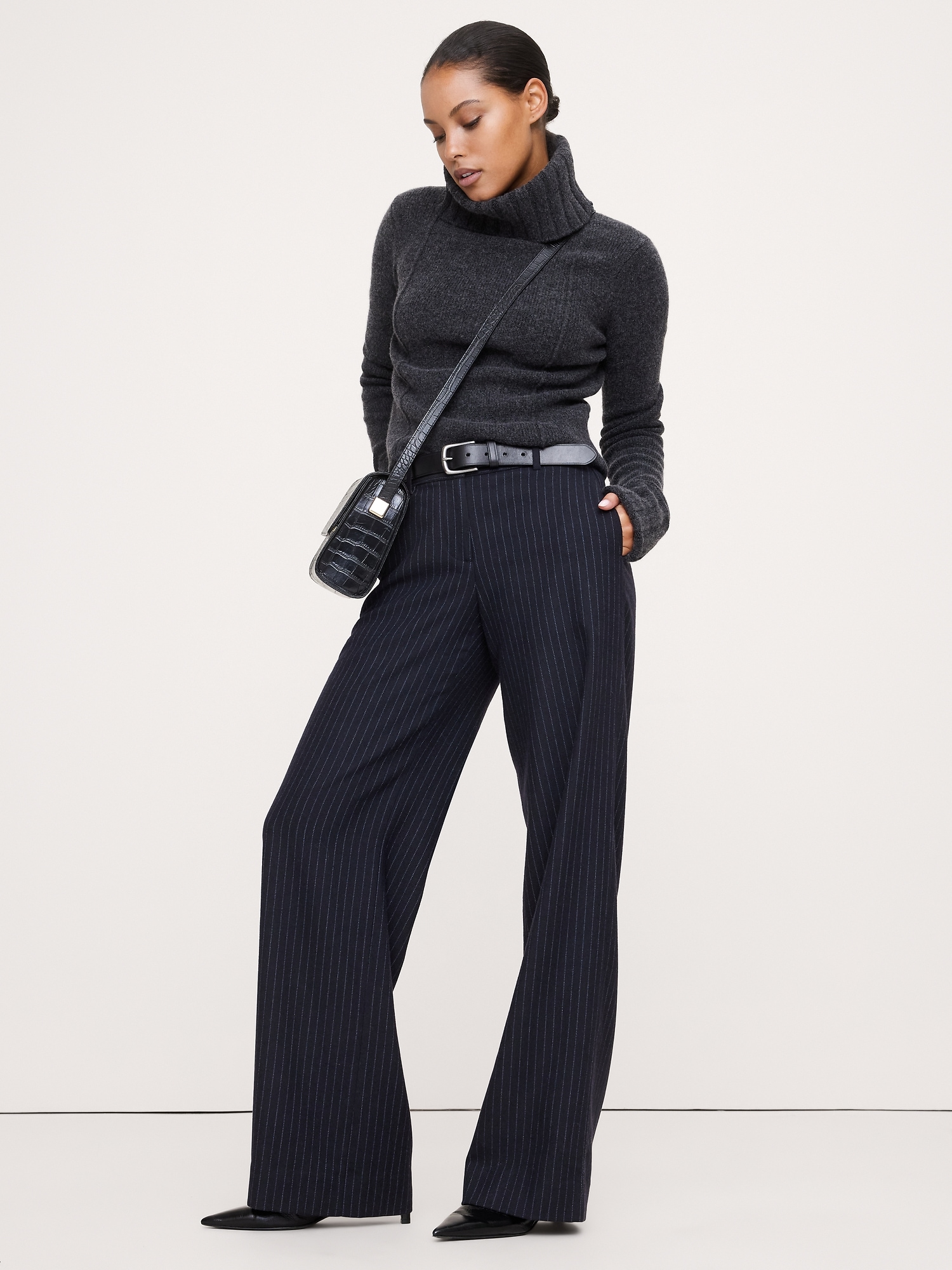 The Everyday Wide-Leg Flannel Pant - Navy Blue Stripe