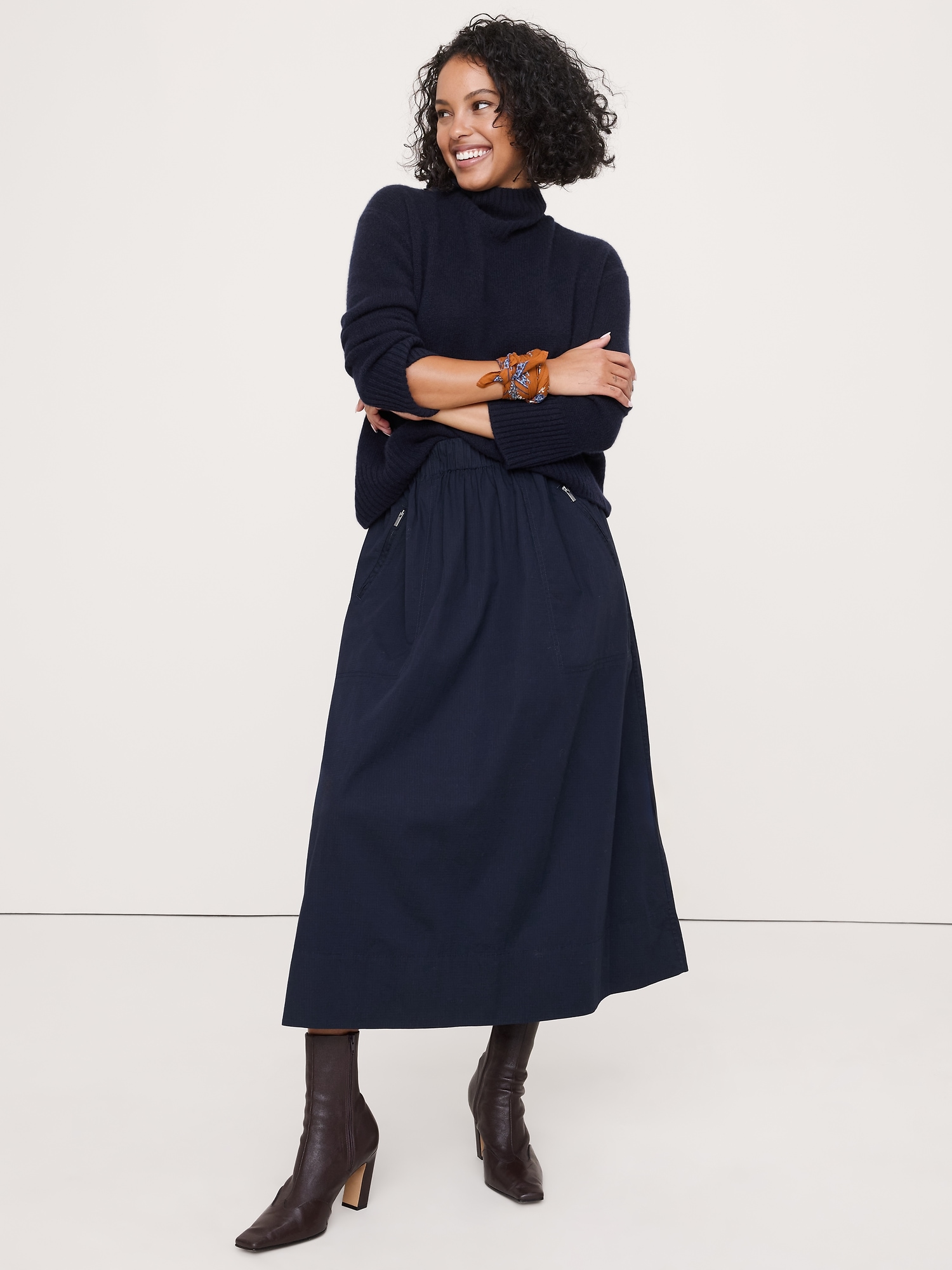 Stretch-Cotton Utility Midi Skirt - Navy Blue