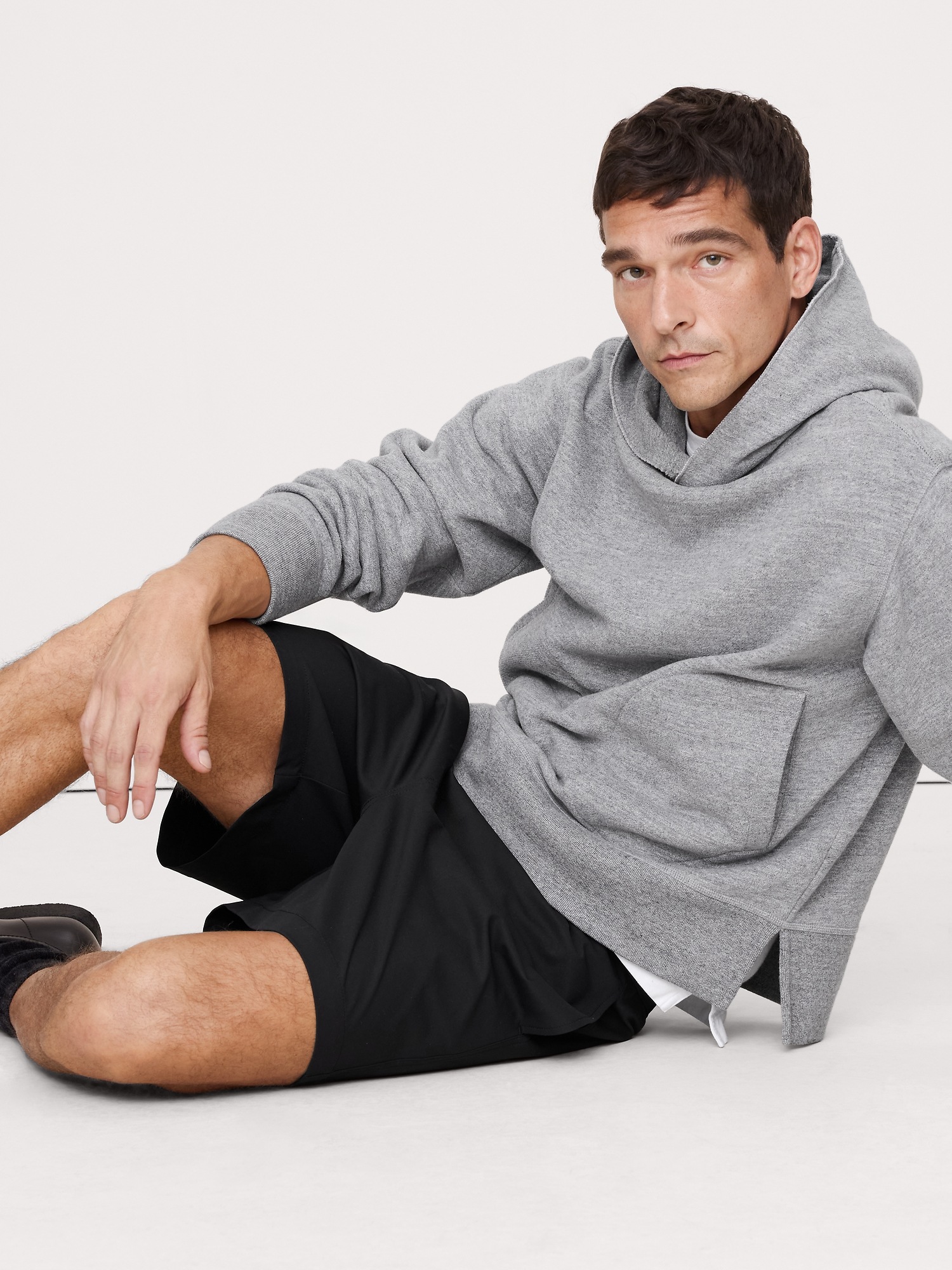 Мужские шорты Banana Republic 7" Performance Pull-On Short, цвет: Чёрный — фото 3