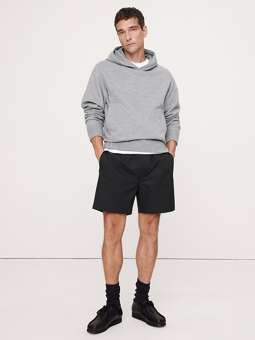 7" Performance Pull-On Short