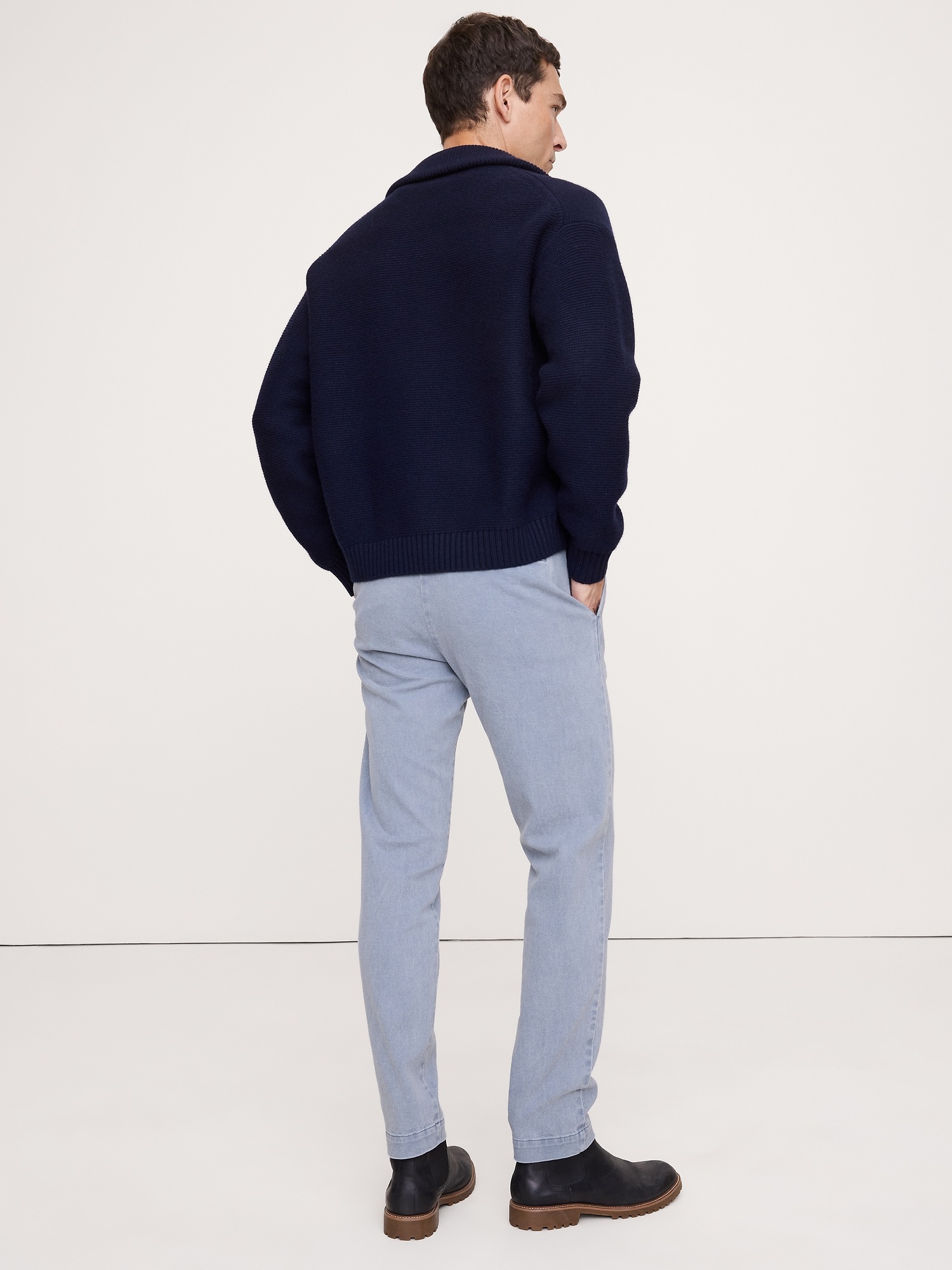 Мужские брюки Banana Republic Slim Brushed Traveler Chino, цвет: Синий серый — фото 2