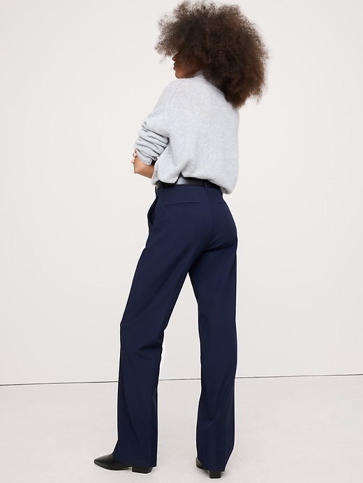 High-Rise Modern Straight Refined Pant