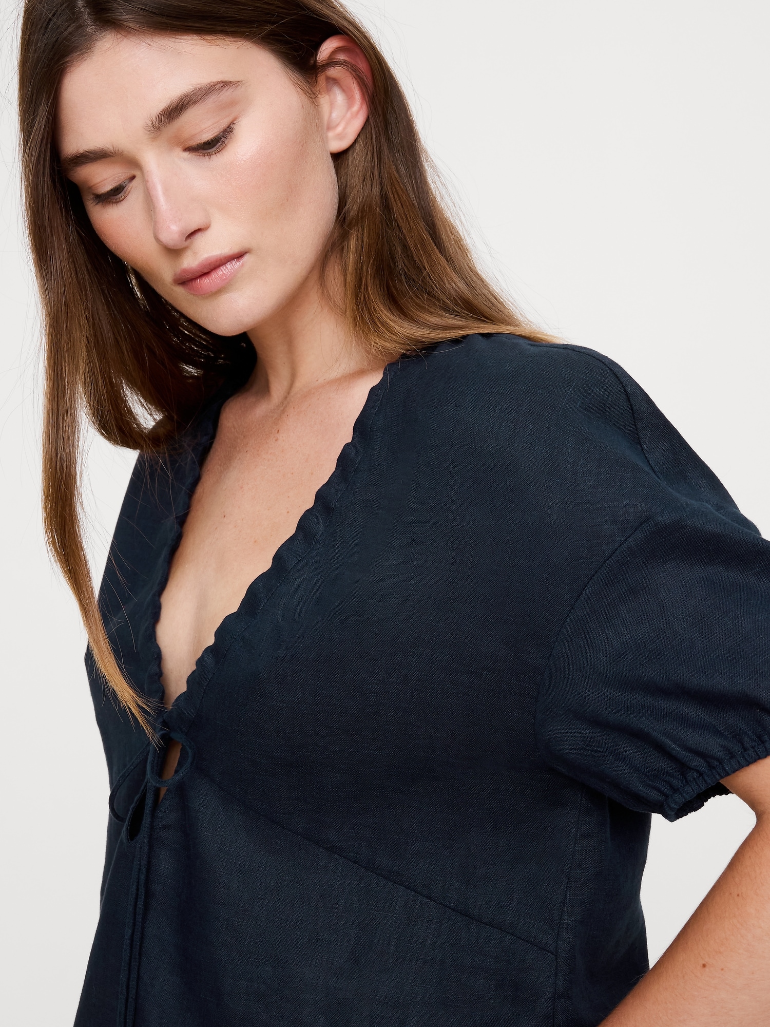 Image number 6 showing, Linen Tie-Front V-Neck Top