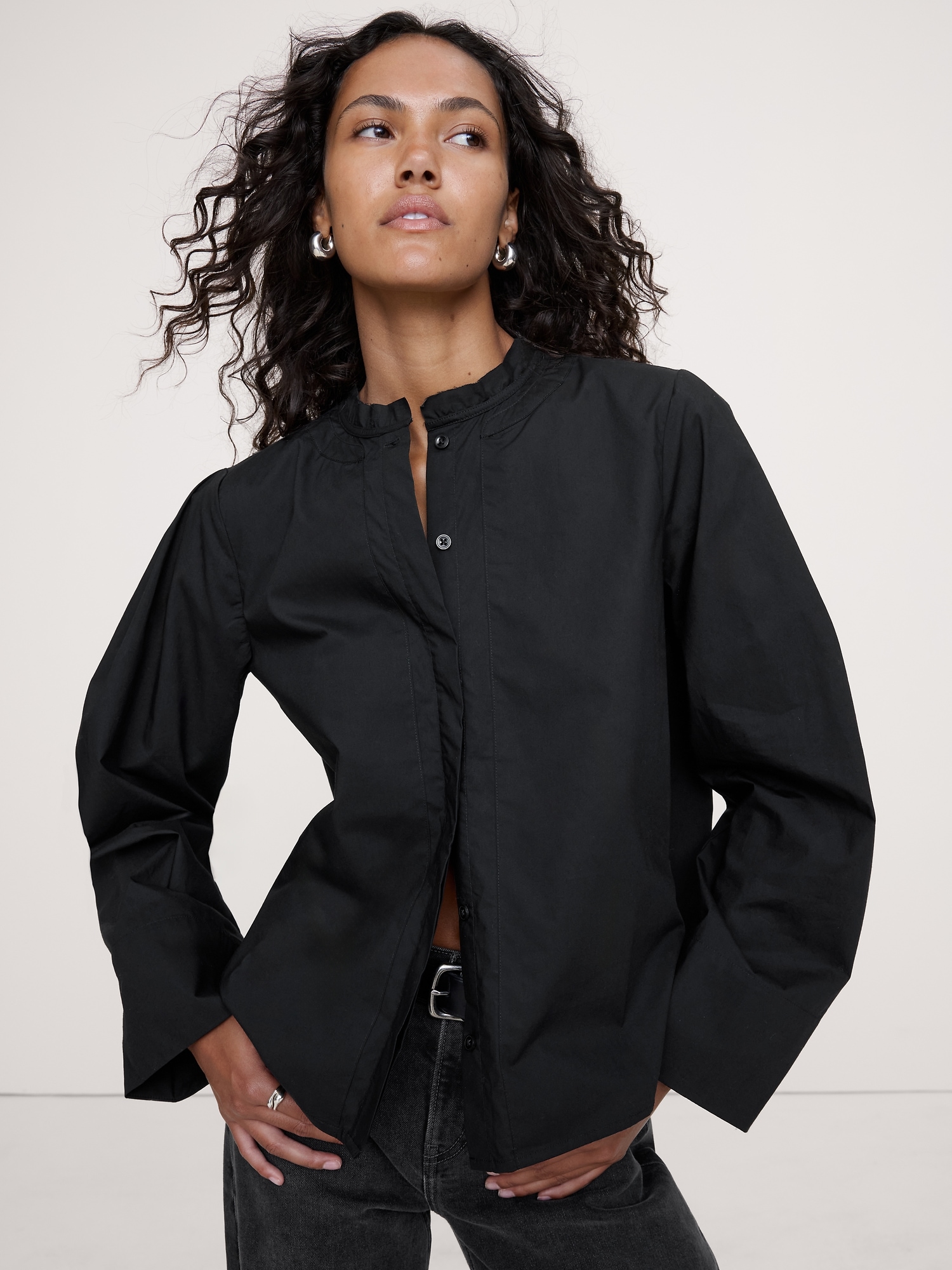 Cotton Poplin Banded-Collar Top - Black