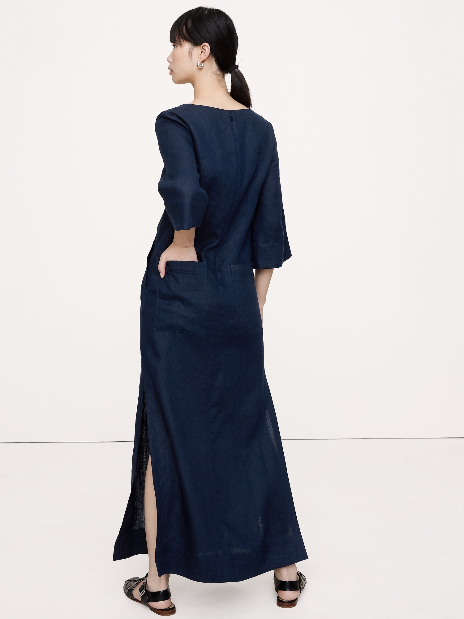 Image number 2 showing, Linen Scoop-Neck Maxi Dress